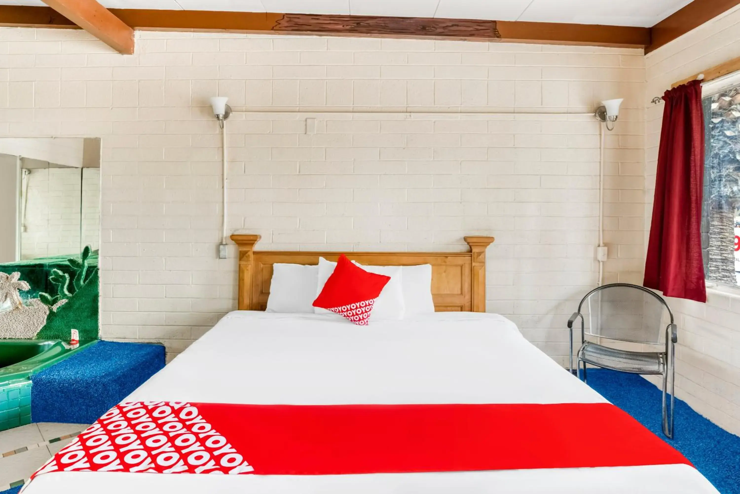 Premium King Bed Smoking in OYO Oasis Motel Las Vegas I-15 Premium King Bed Smoking in OYO Oasis Motel Las Vegas I-15