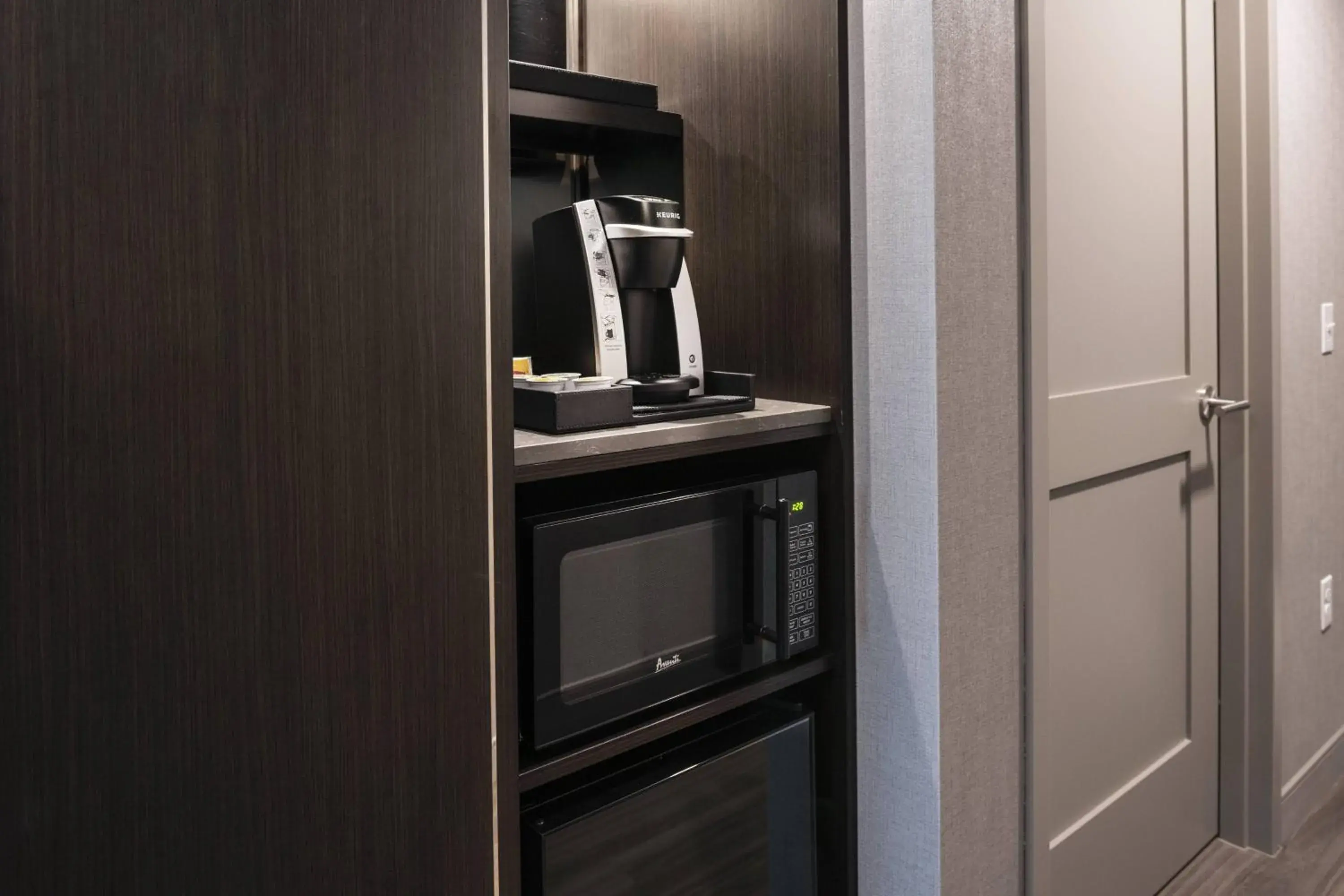 Suite, 1 King, Sofa bed in Fairfield Inn & Suites by Marriott Boston Logan Airport/Chelsea Suite, 1 King, Sofa bed in Fairfield Inn & Suites by Marriott Boston Logan Airport/Chelsea