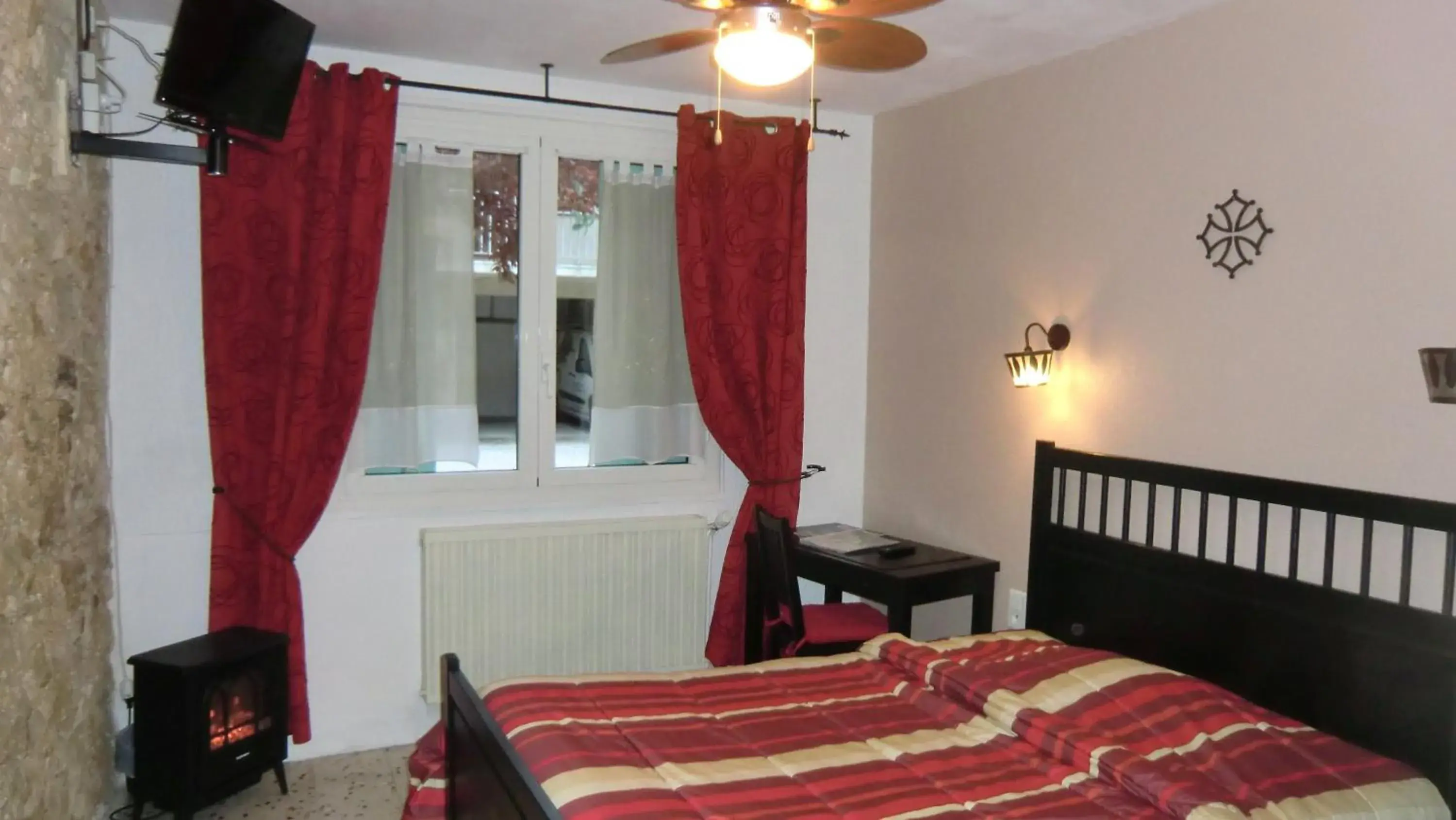 Double Room in cit'hotel Hotel Las Cigalas Double Room in cit'hotel Hotel Las Cigalas