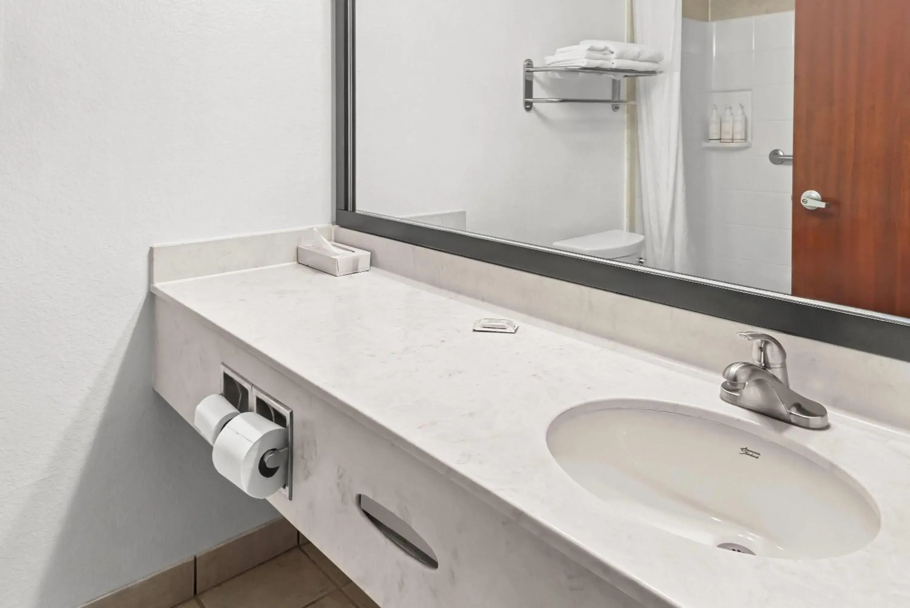 Queen Room with Two Queen Beds - Non-Smoking in Super 8 by Wyndham Weatherford Queen Room with Two Queen Beds - Non-Smoking in Super 8 by Wyndham Weatherford