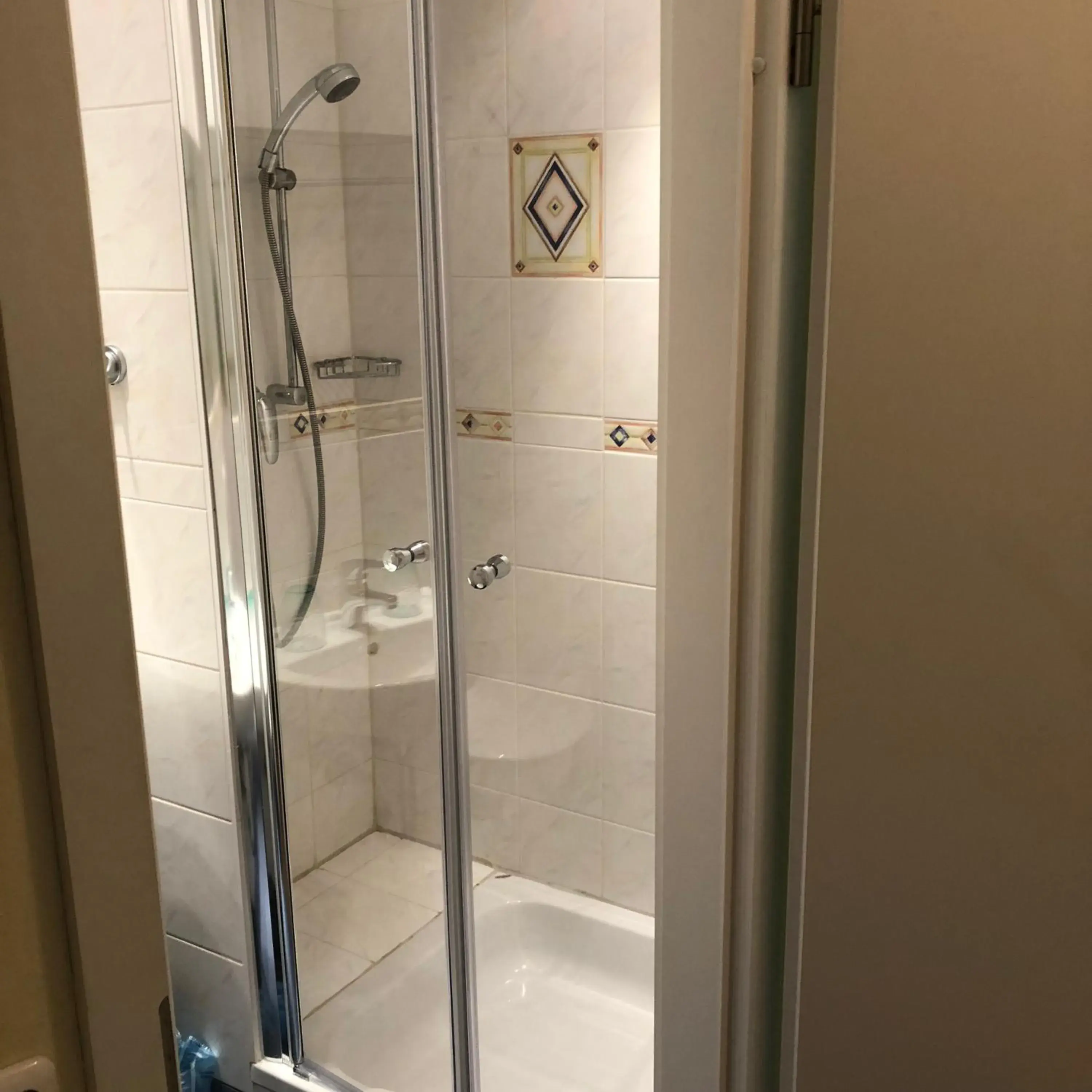 Standard Twin Room with Garden View in Parkschlösschen in Greiz Standard Twin Room with Garden View in Parkschlösschen in Greiz