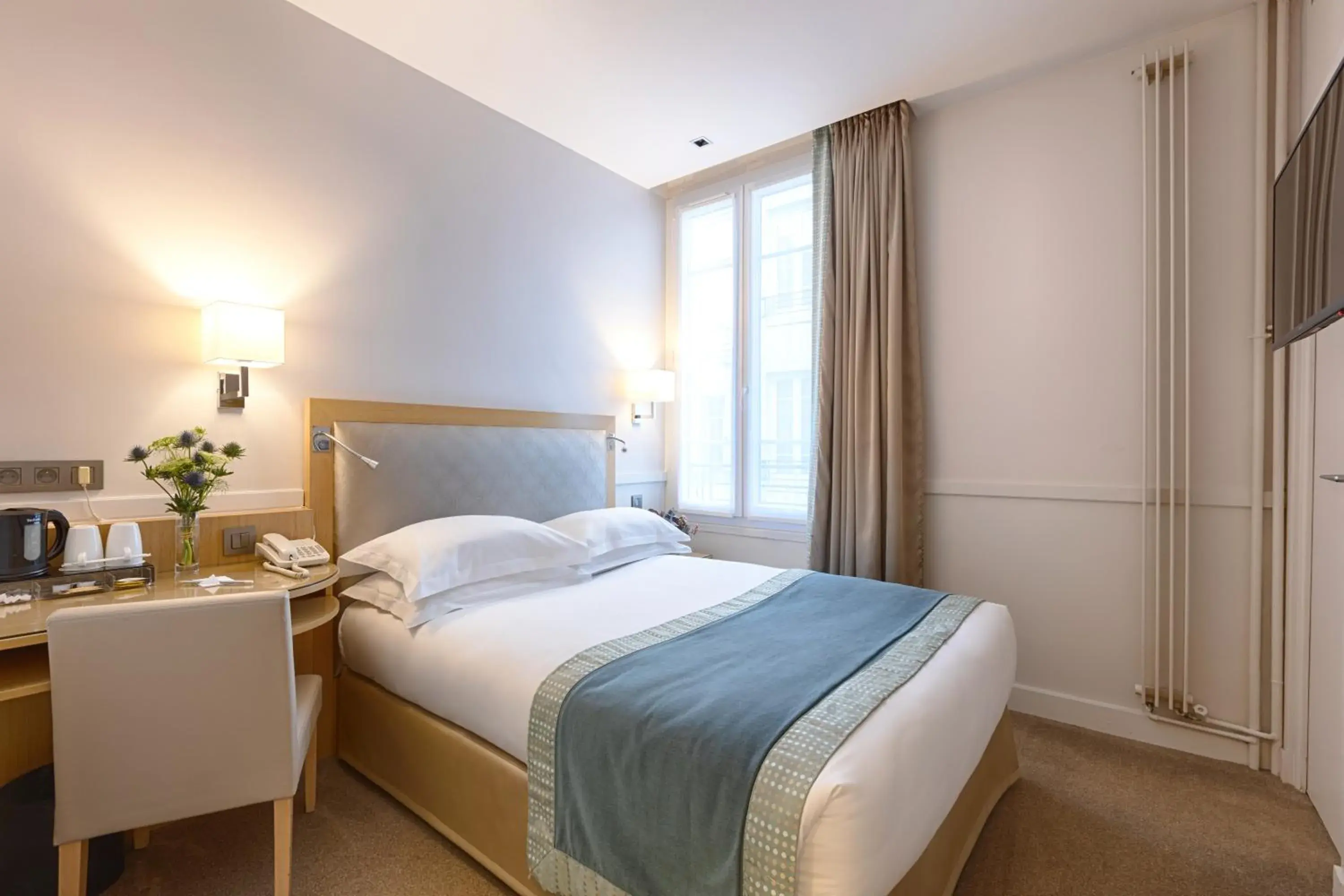 Club Double Room in Floride-Etoile Club Double Room in Floride-Etoile