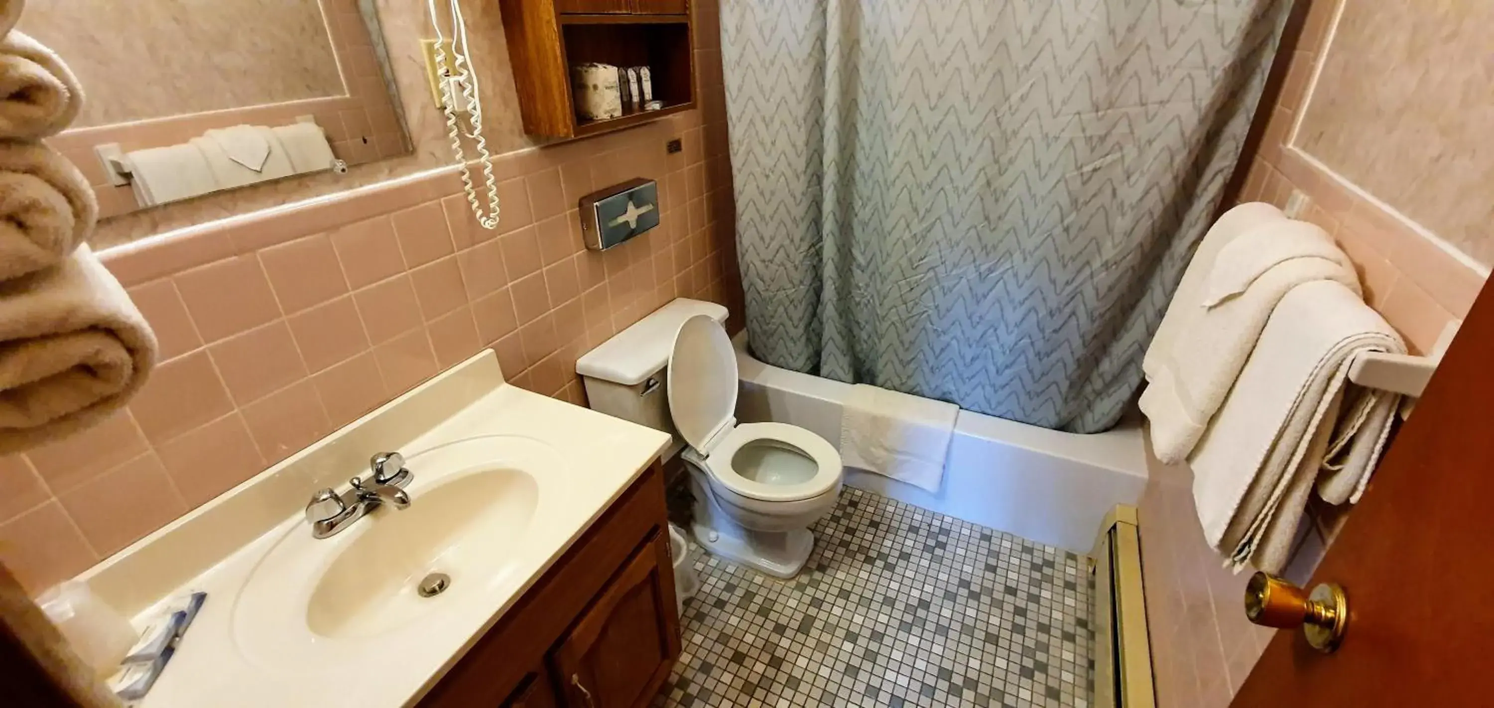 Standard Double Room in Red Ranch Inn Standard Double Room in Red Ranch Inn