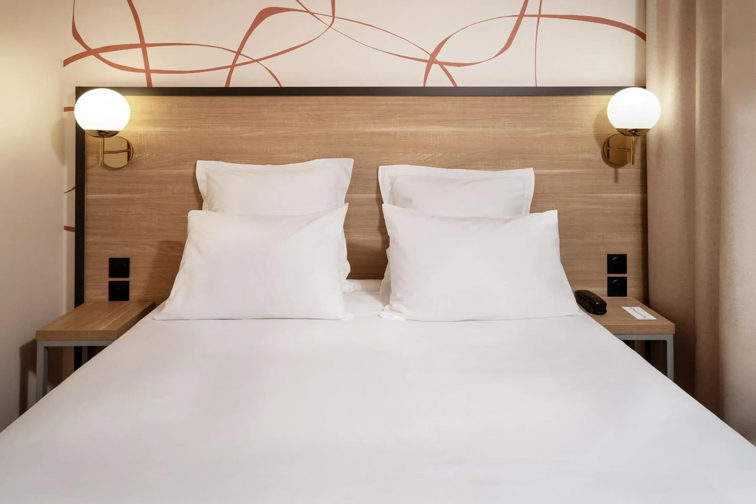 Executive Queen Room with Sofa Bed - Non-Smoking in Sure Hotel by Best Western Caen Memorial Executive Queen Room with Sofa Bed - Non-Smoking in Sure Hotel by Best Western Caen Memorial