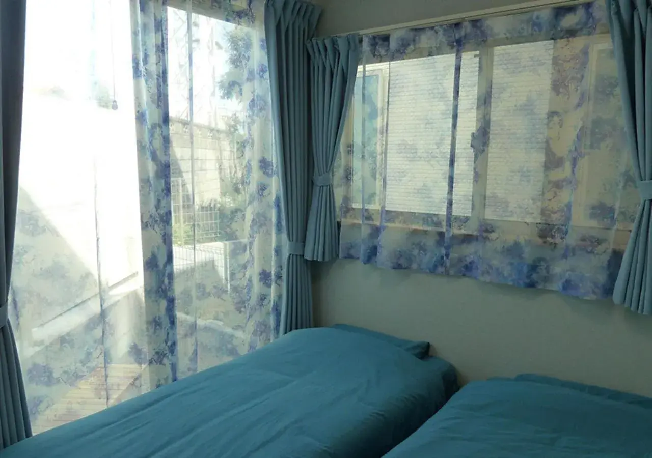 Twin Room B with Shared Bathroom and Toilet - single occupancy in Kanaloa Funabashi Twin Room B with Shared Bathroom and Toilet - single occupancy in Kanaloa Funabashi