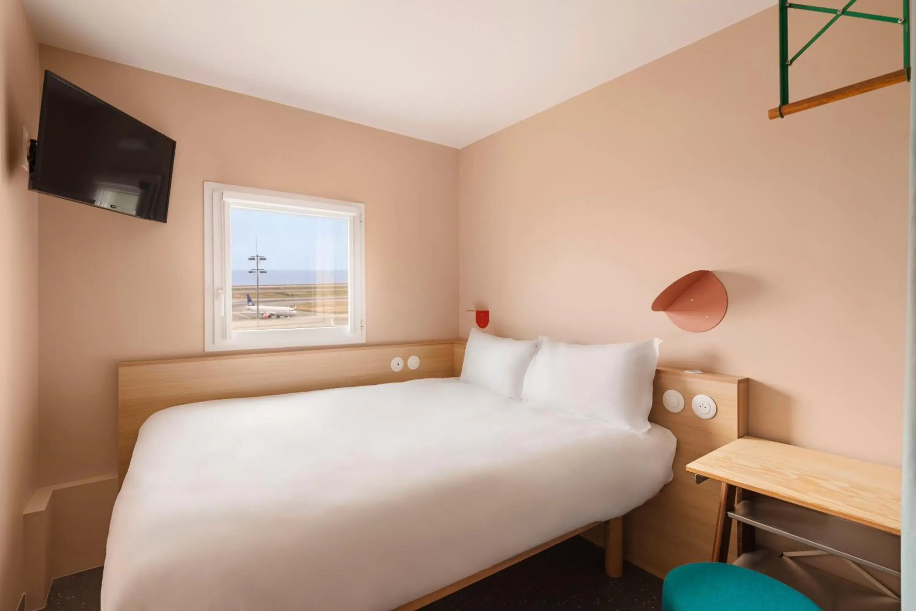 Smart Double Room - Mobility Accessible in Greet Hotel Nice Aéroport Promenade des Anglais Smart Double Room - Mobility Accessible in Greet Hotel Nice Aéroport Promenade des Anglais