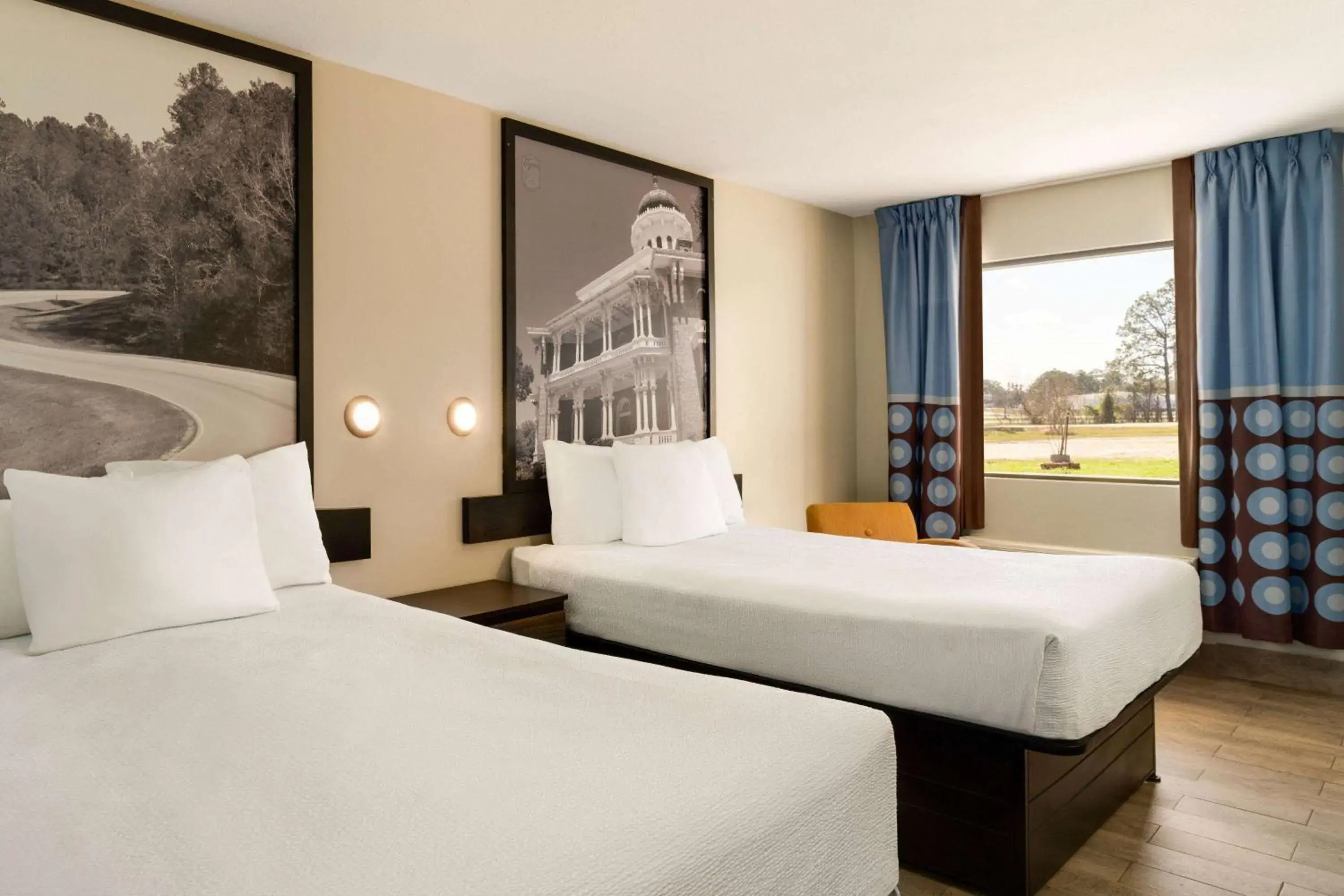 Standard Room with Two Double Beds - Non-Smoking in Super 8 by Wyndham Ocean Springs Biloxi Standard Room with Two Double Beds - Non-Smoking in Super 8 by Wyndham Ocean Springs Biloxi