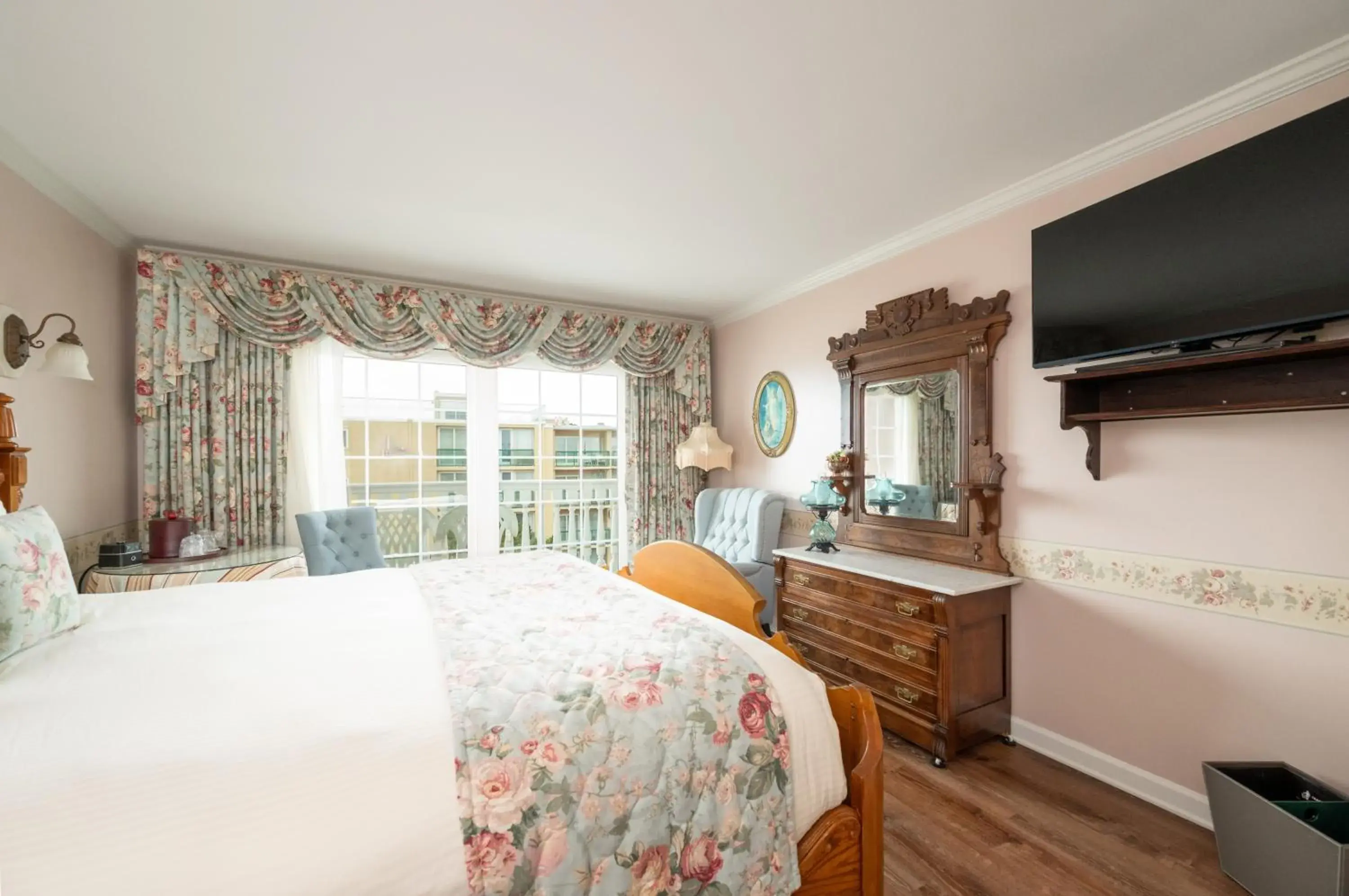 Concierge Ocean View King Room, Partial View - Adult Level in Boardwalk Plaza Hotel Concierge Ocean View King Room, Partial View - Adult Level in Boardwalk Plaza Hotel