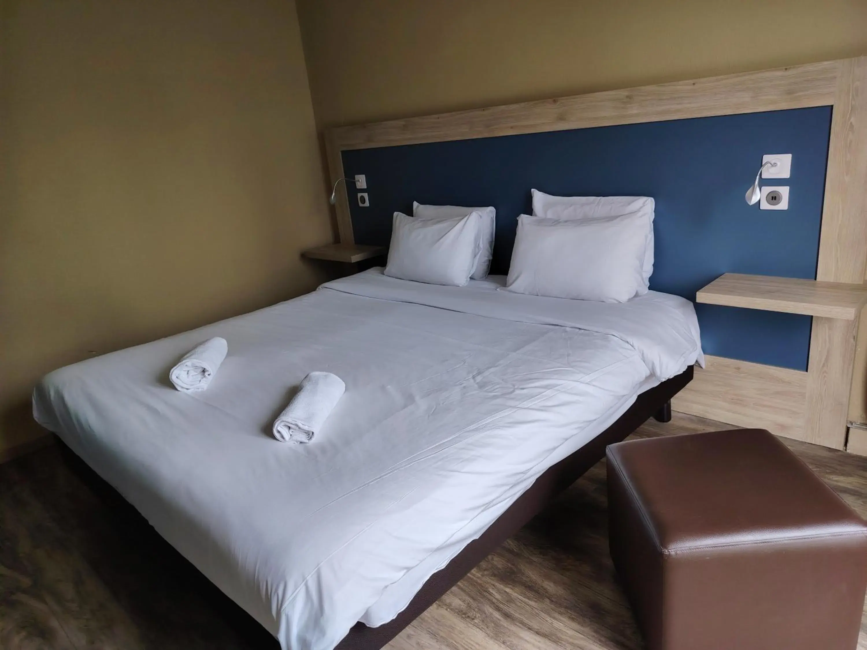 Superior Double Room in Kyriad Laon Superior Double Room in Kyriad Laon