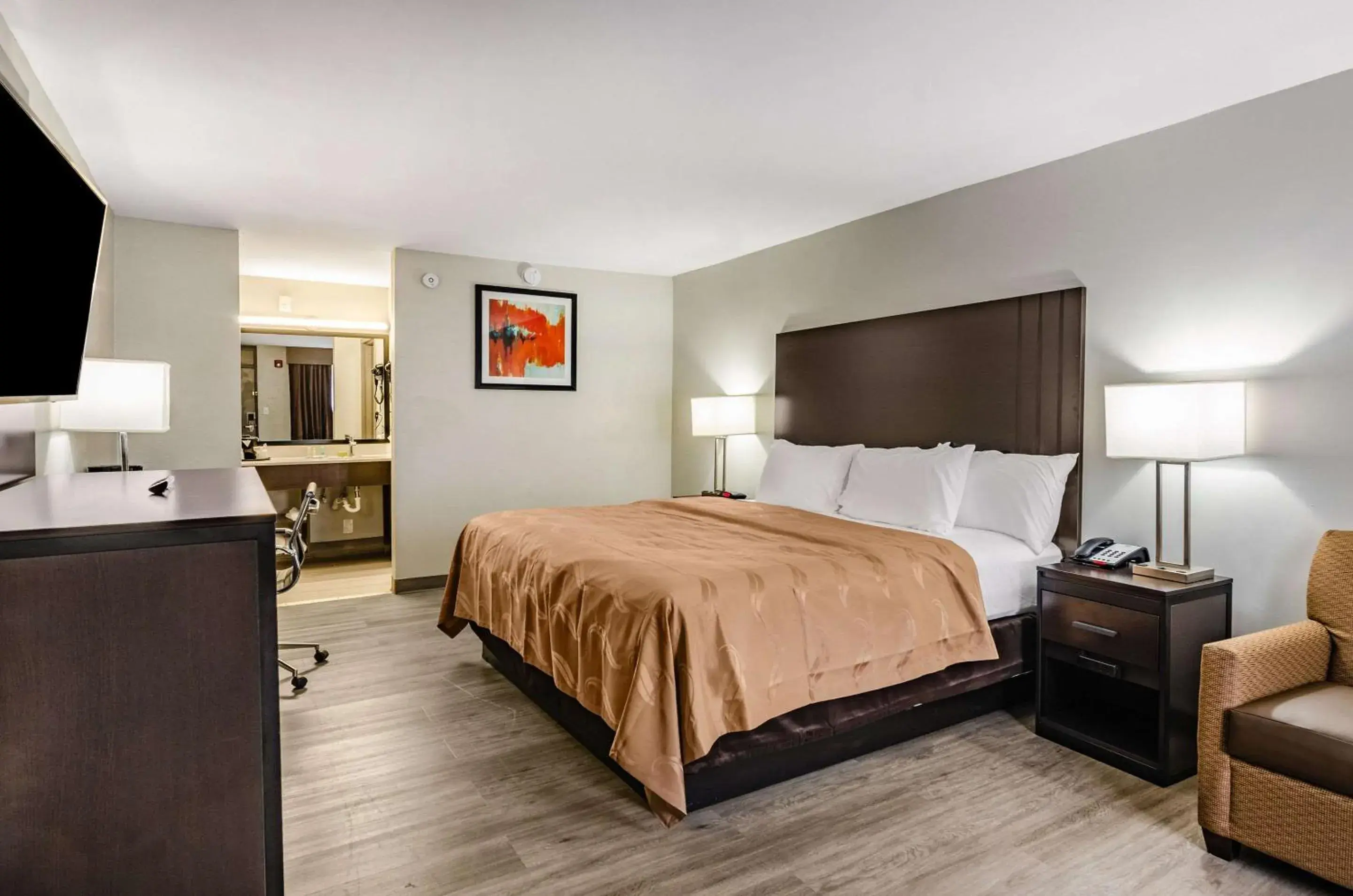 Standard King Room - Non-Smoking in Quality Inn Standard King Room - Non-Smoking in Quality Inn