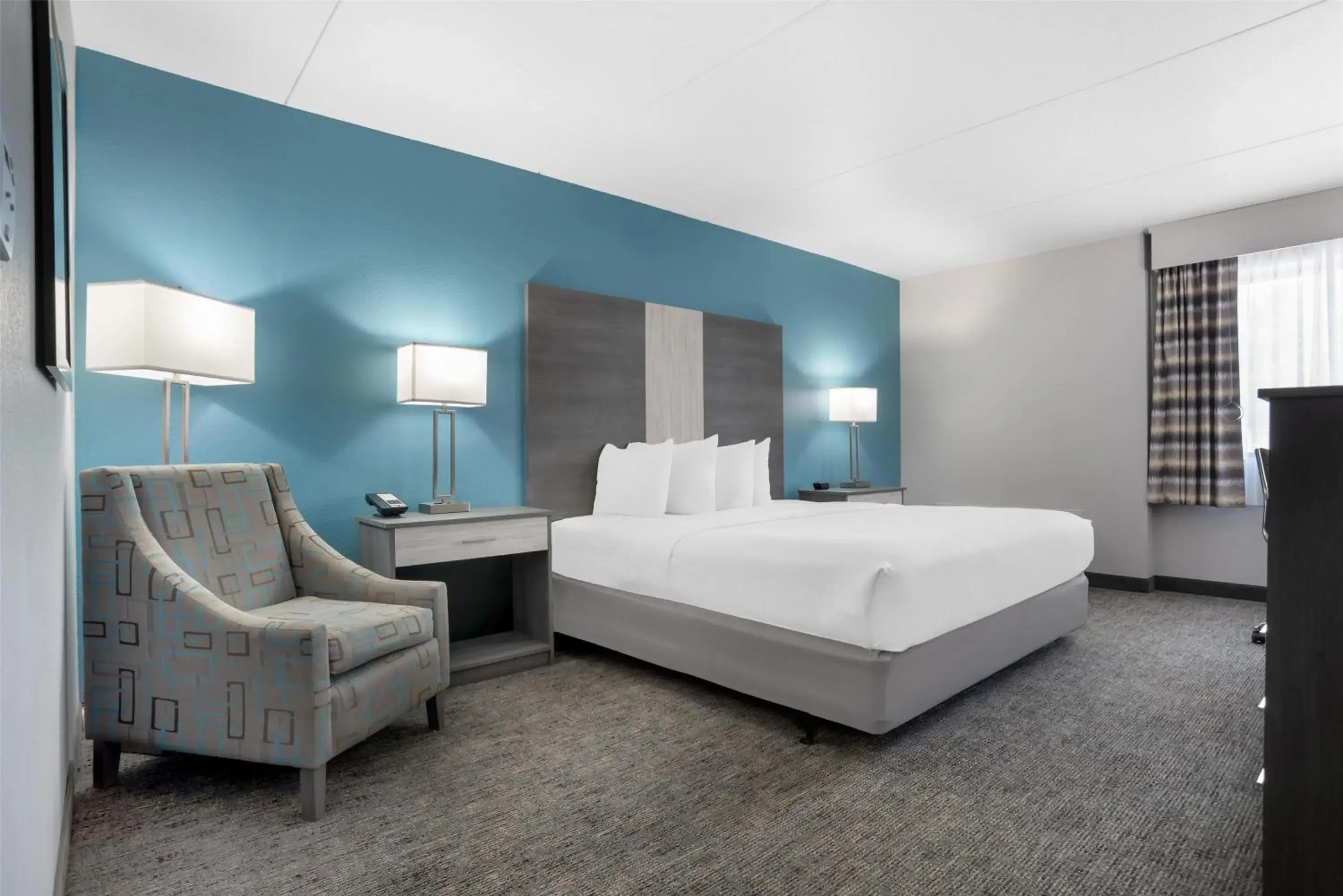 King Room with Roll-In Shower - Mobility Accessible/Pet Friendly in Best Western Brewton Inn King Room with Roll-In Shower - Mobility Accessible/Pet Friendly in Best Western Brewton Inn