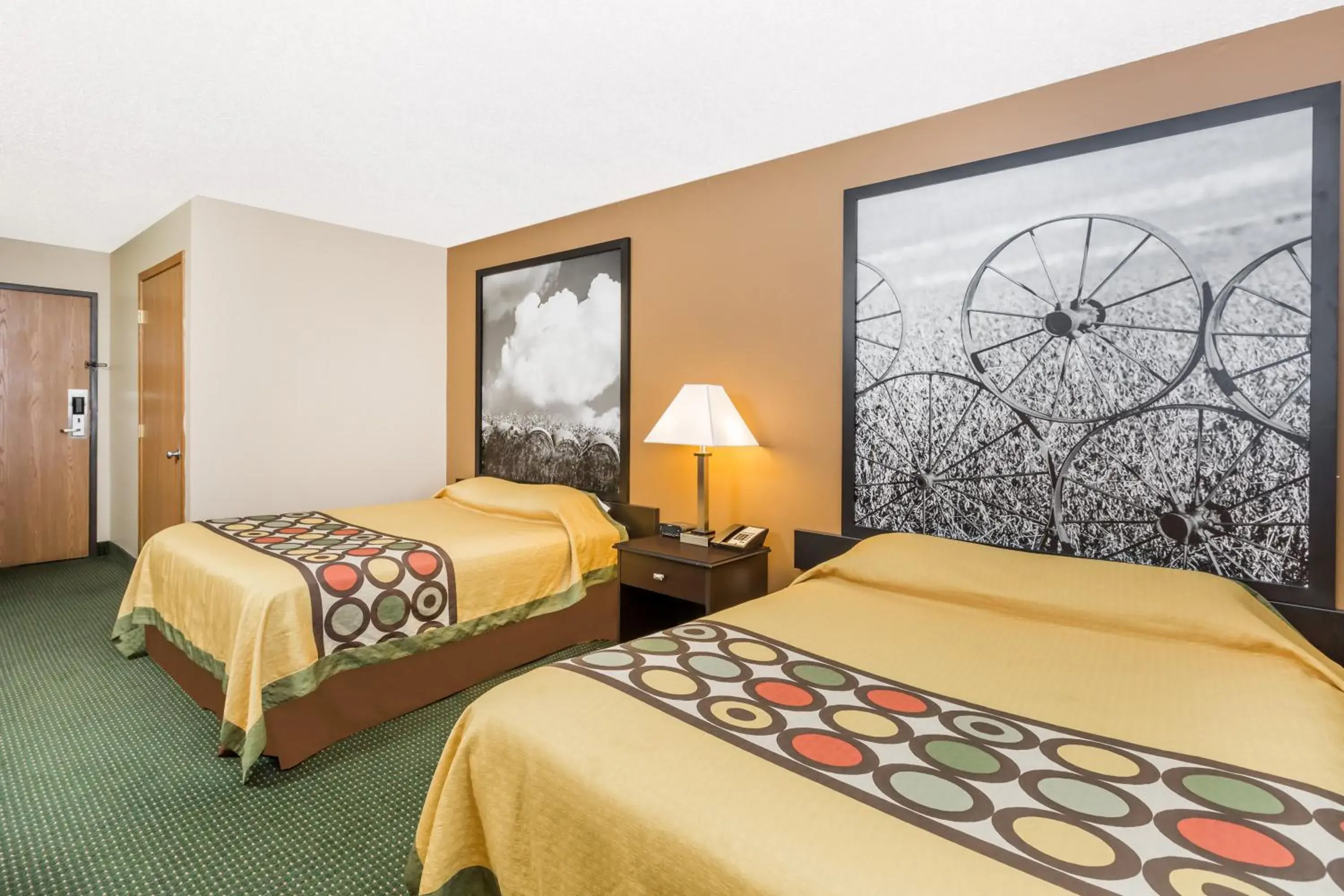 Double Suite - Non-Smoking in Super 8 by Wyndham Jefferson Double Suite - Non-Smoking in Super 8 by Wyndham Jefferson