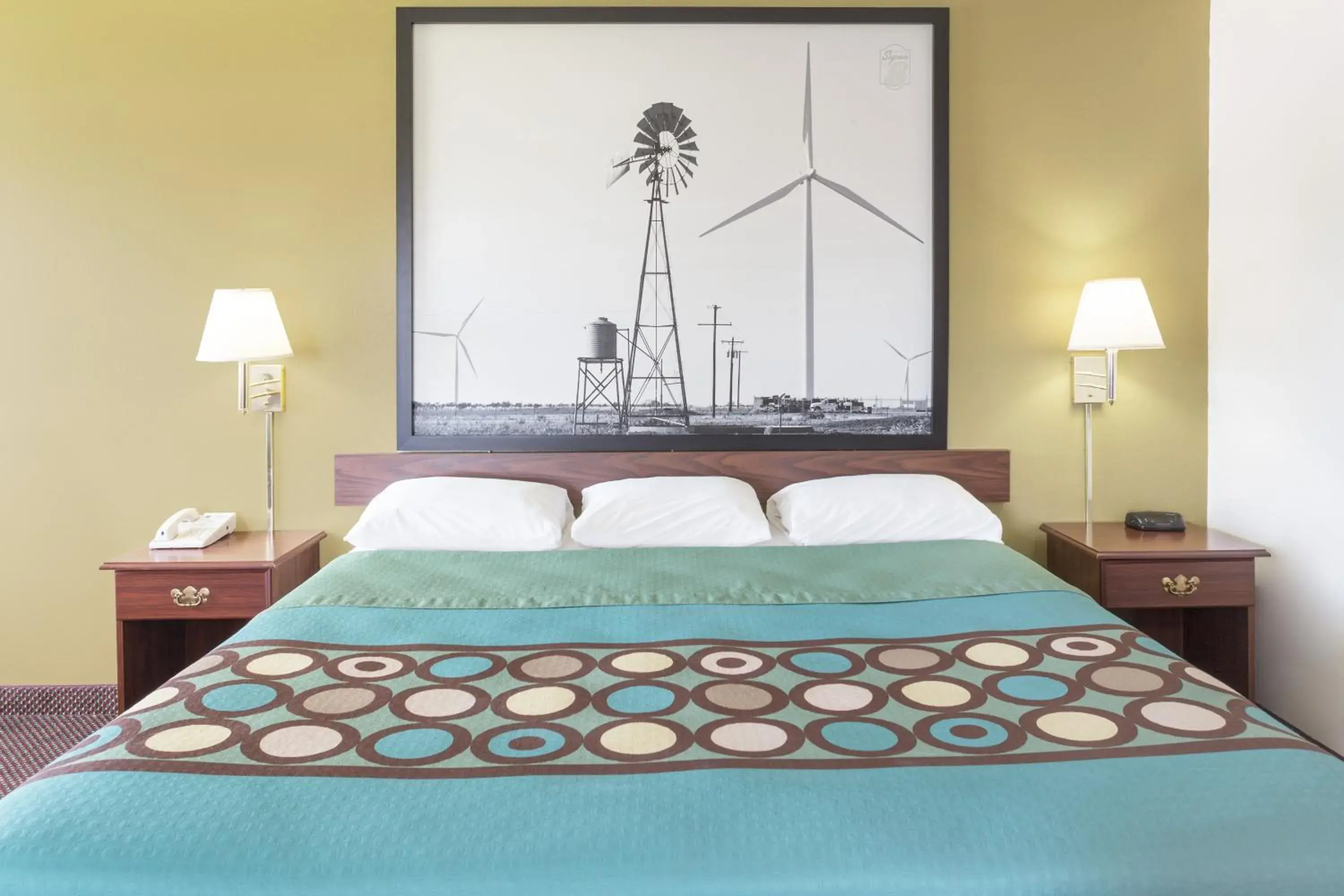 King Room - Non-Smoking in Super 8 by Wyndham Cresco IA King Room - Non-Smoking in Super 8 by Wyndham Cresco IA