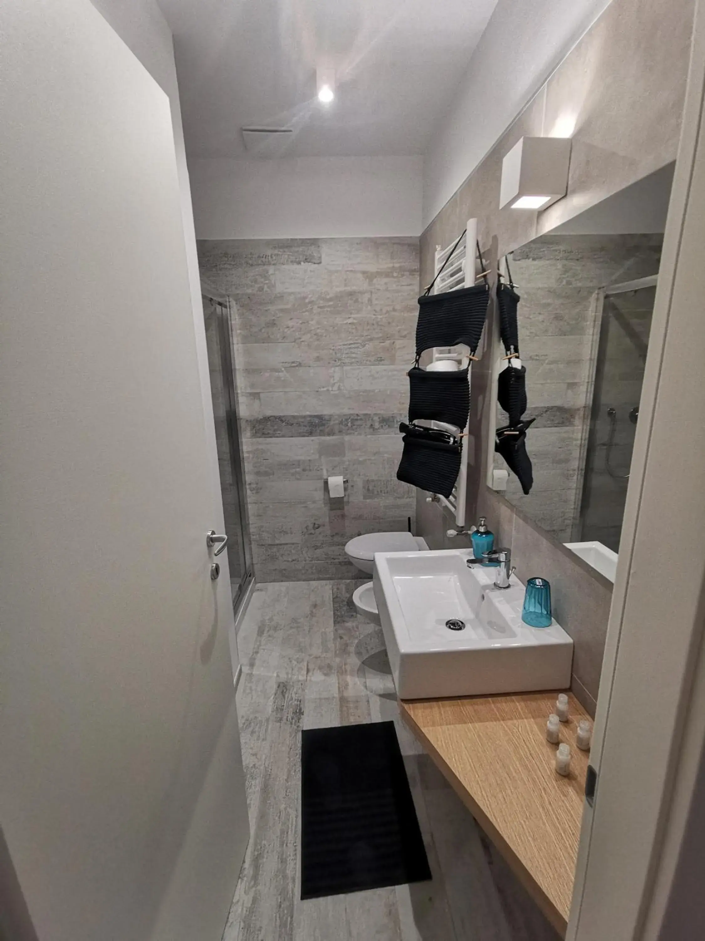 Double Room with Private Bathroom - single occupancy in San Pietro al Borgo Double Room with Private Bathroom - single occupancy in San Pietro al Borgo