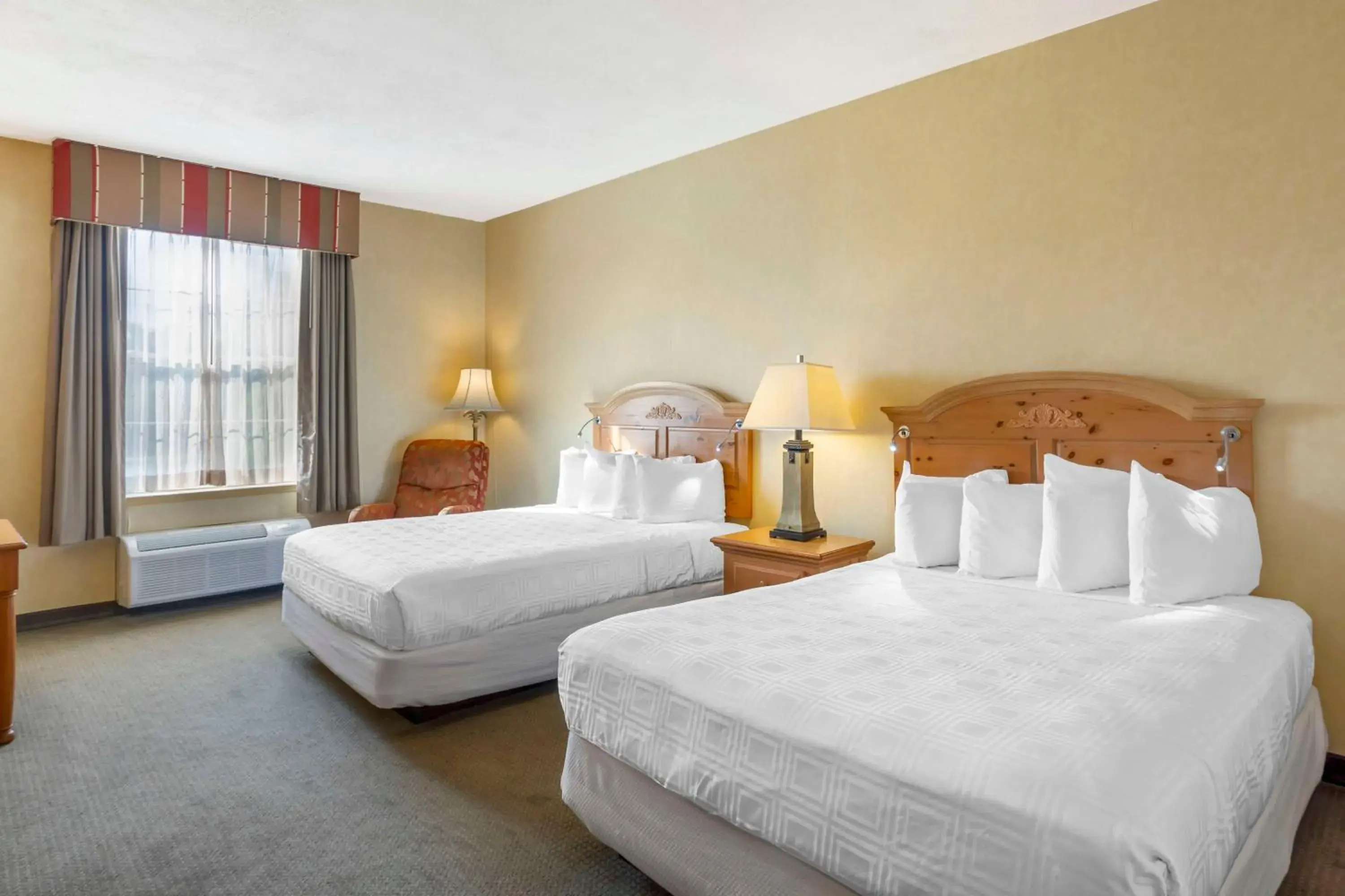 Queen Room with Two Queen Beds - Non-Smoking in Best Western PLUS Revere Inn & Suites Queen Room with Two Queen Beds - Non-Smoking in Best Western PLUS Revere Inn & Suites