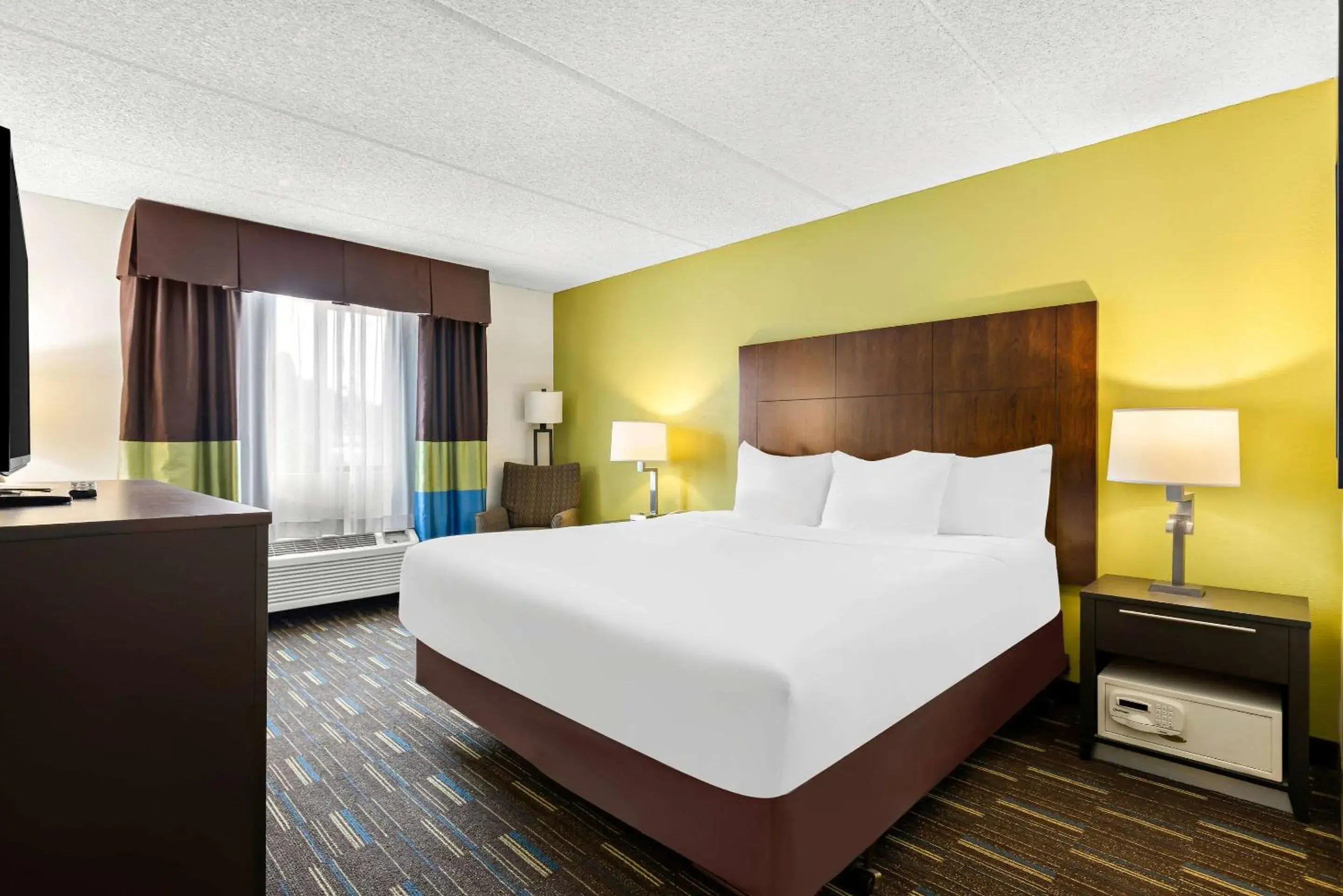 King Room - Non-Smoking in Comfort Inn Chula Vista San Diego South King Room - Non-Smoking in Comfort Inn Chula Vista San Diego South