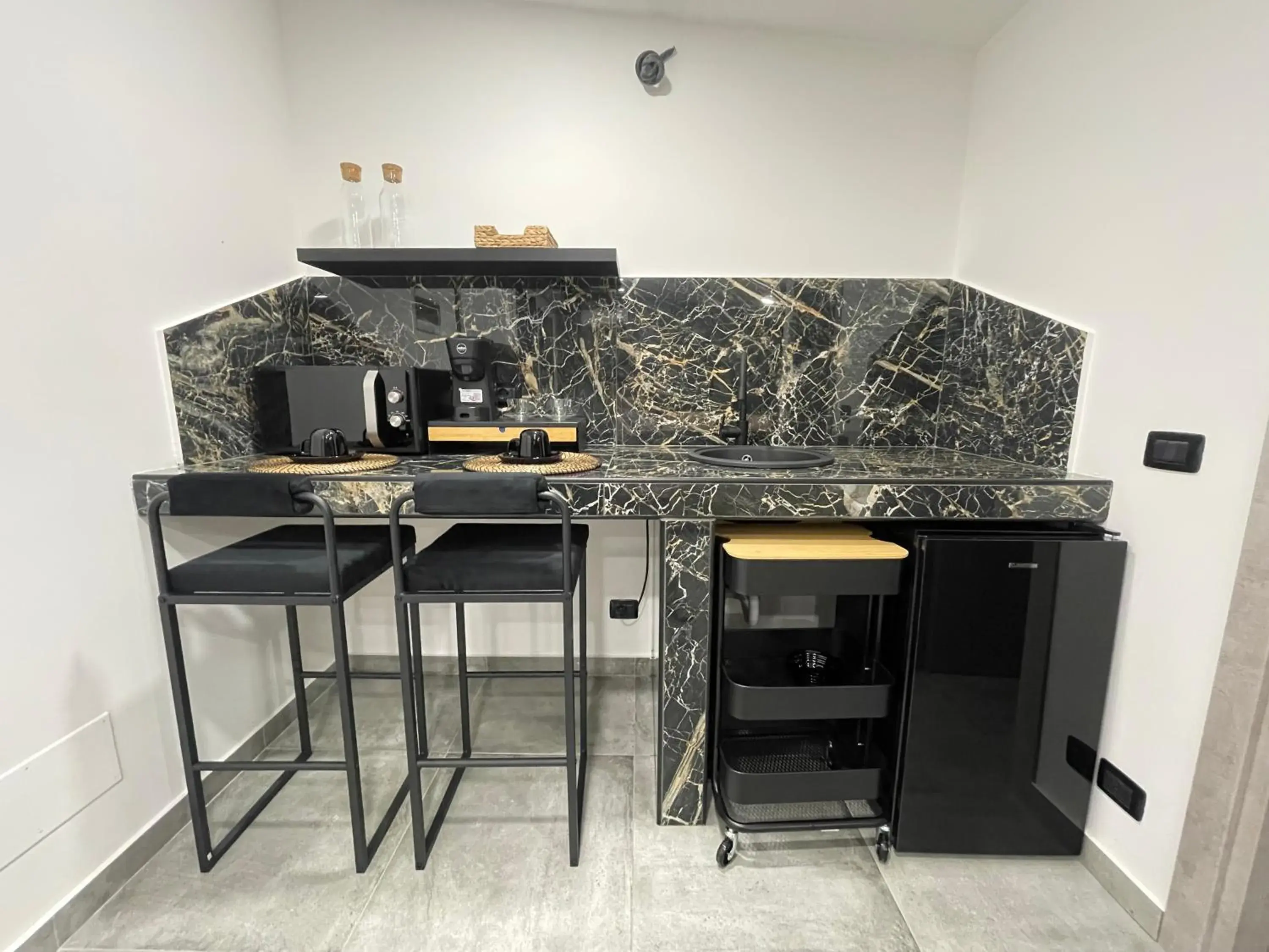 Quadruple Room with Terrace - single occupancy in Affitta camere Vittoria House Quadruple Room with Terrace - single occupancy in Affitta camere Vittoria House