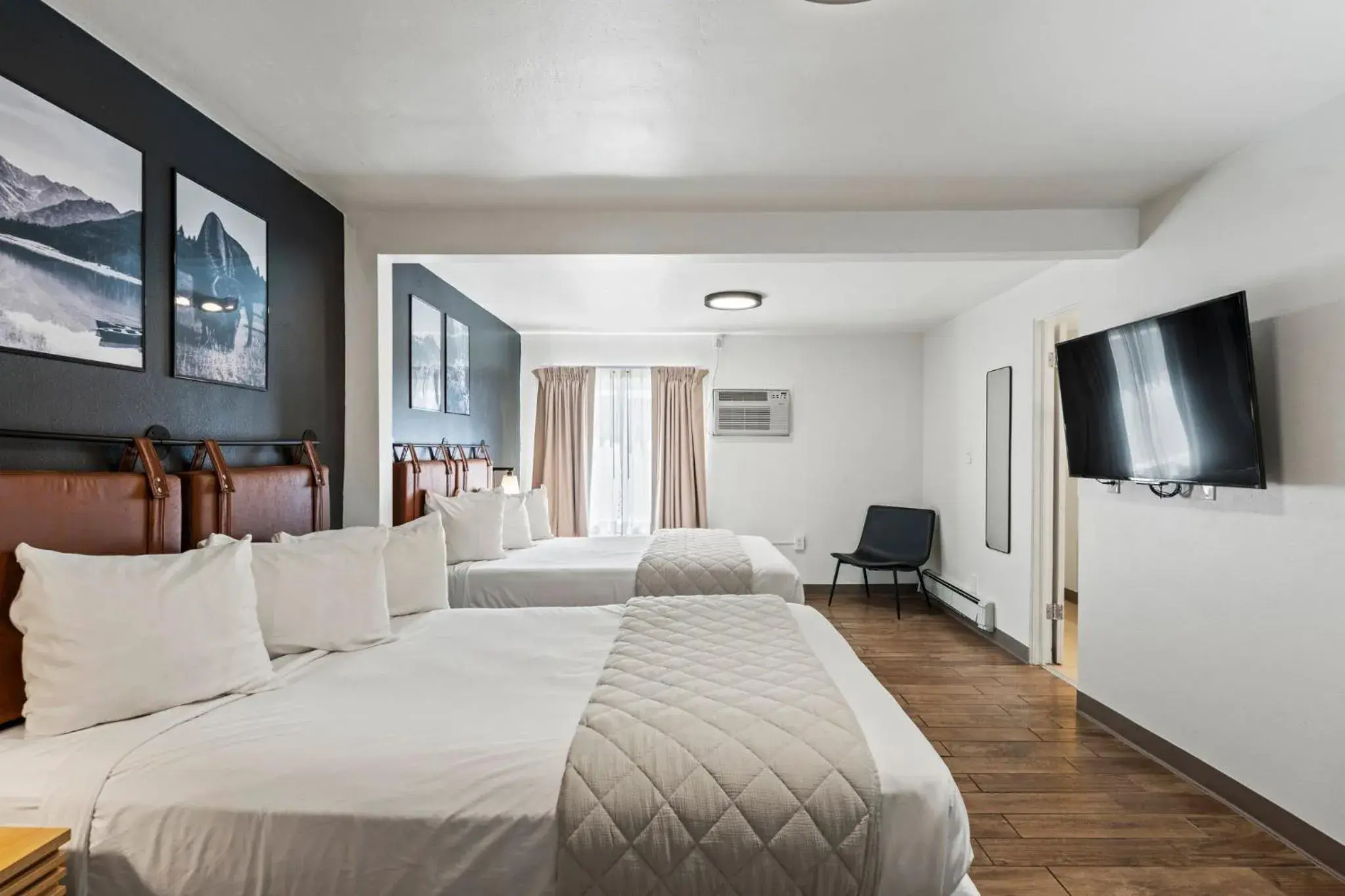 Queen Room with Two Queen Beds - Non-Smoking in Adventure Inn Durango Queen Room with Two Queen Beds - Non-Smoking in Adventure Inn Durango