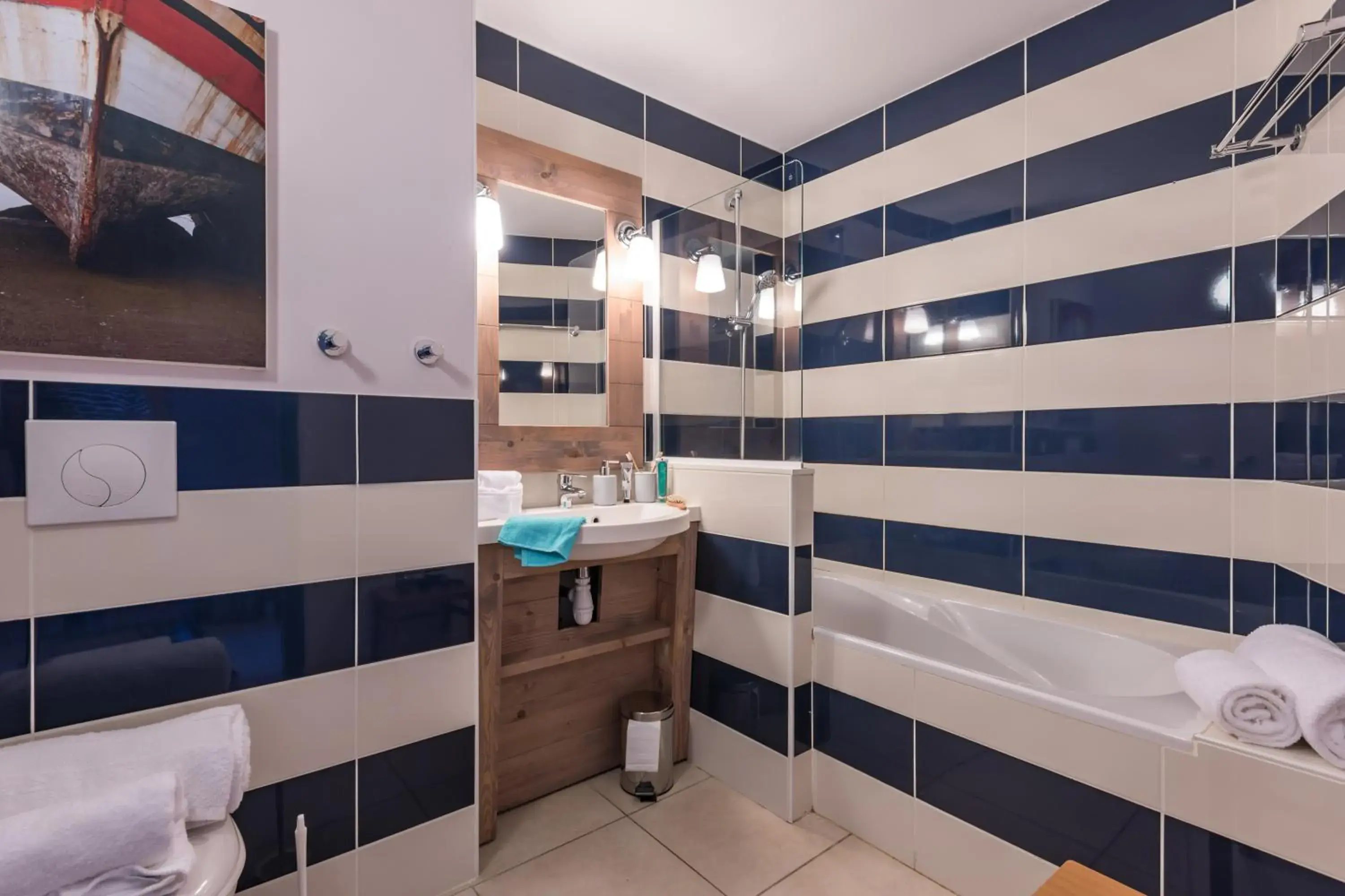 One-Bedroom Apartment with Terrace or Balcony (3 people) - Sea View in Résidence Pierre & Vacances Premium Le Coteau et la Mer One-Bedroom Apartment with Terrace or Balcony (3 people) - Sea View in Résidence Pierre & Vacances Premium Le Coteau et la Mer