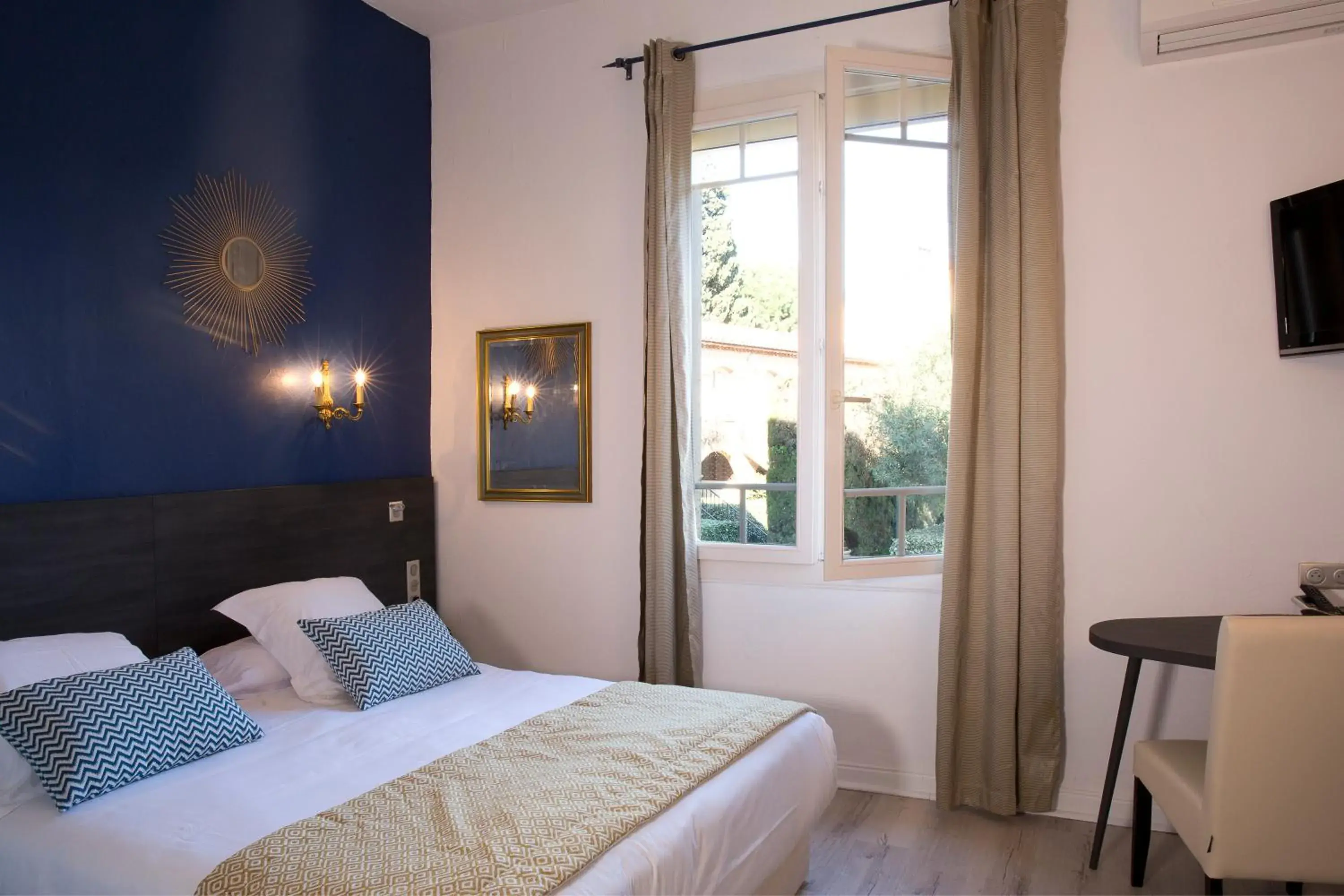 Classic Double Room in Le Mas des Citronniers Classic Double Room in Le Mas des Citronniers