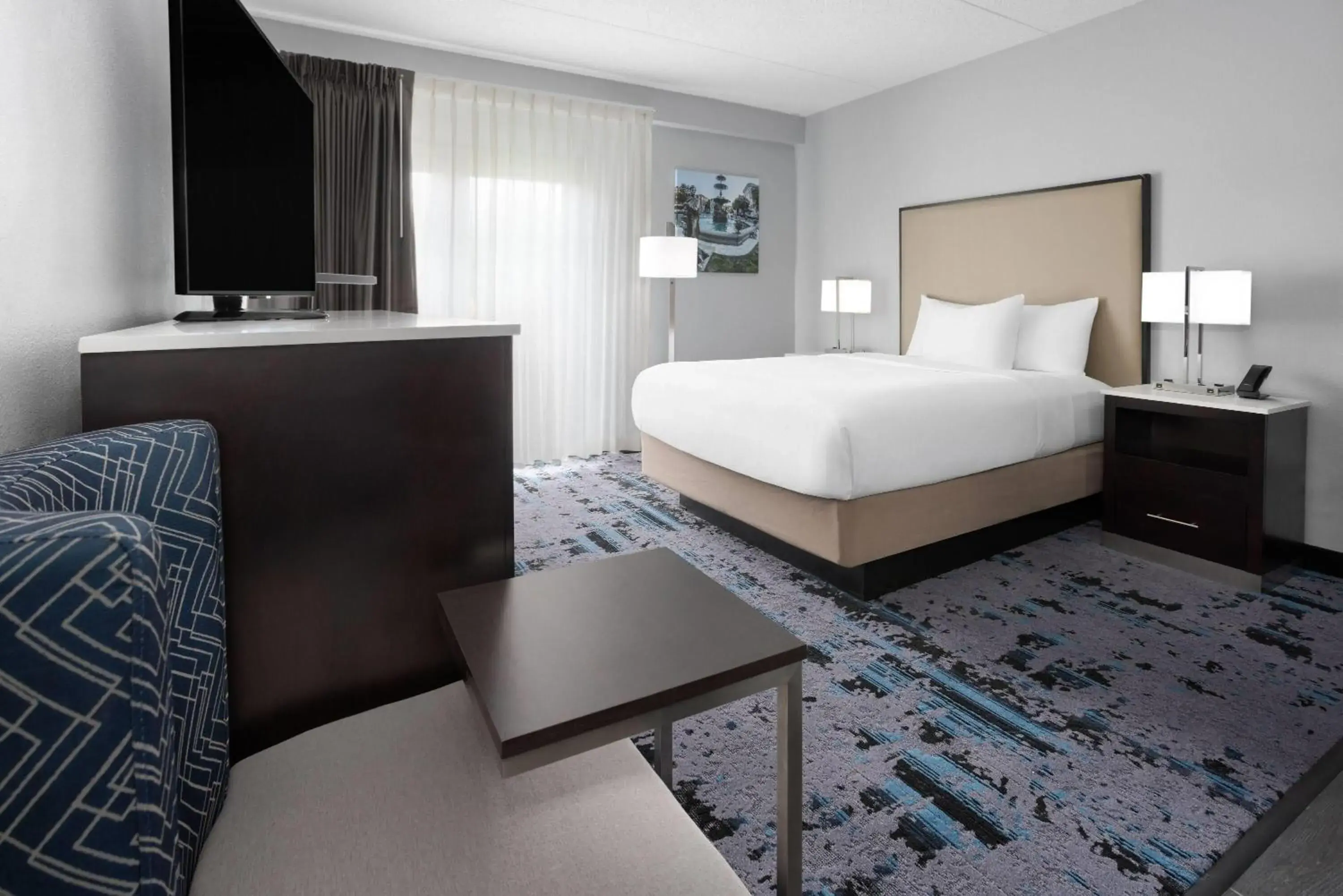 Queen Room with Roll In Shower - Mobility Accessible - Non-Smoking in Hawthorn Extended Stay by Wyndham Chambersburg Queen Room with Roll In Shower - Mobility Accessible - Non-Smoking in Hawthorn Extended Stay by Wyndham Chambersburg