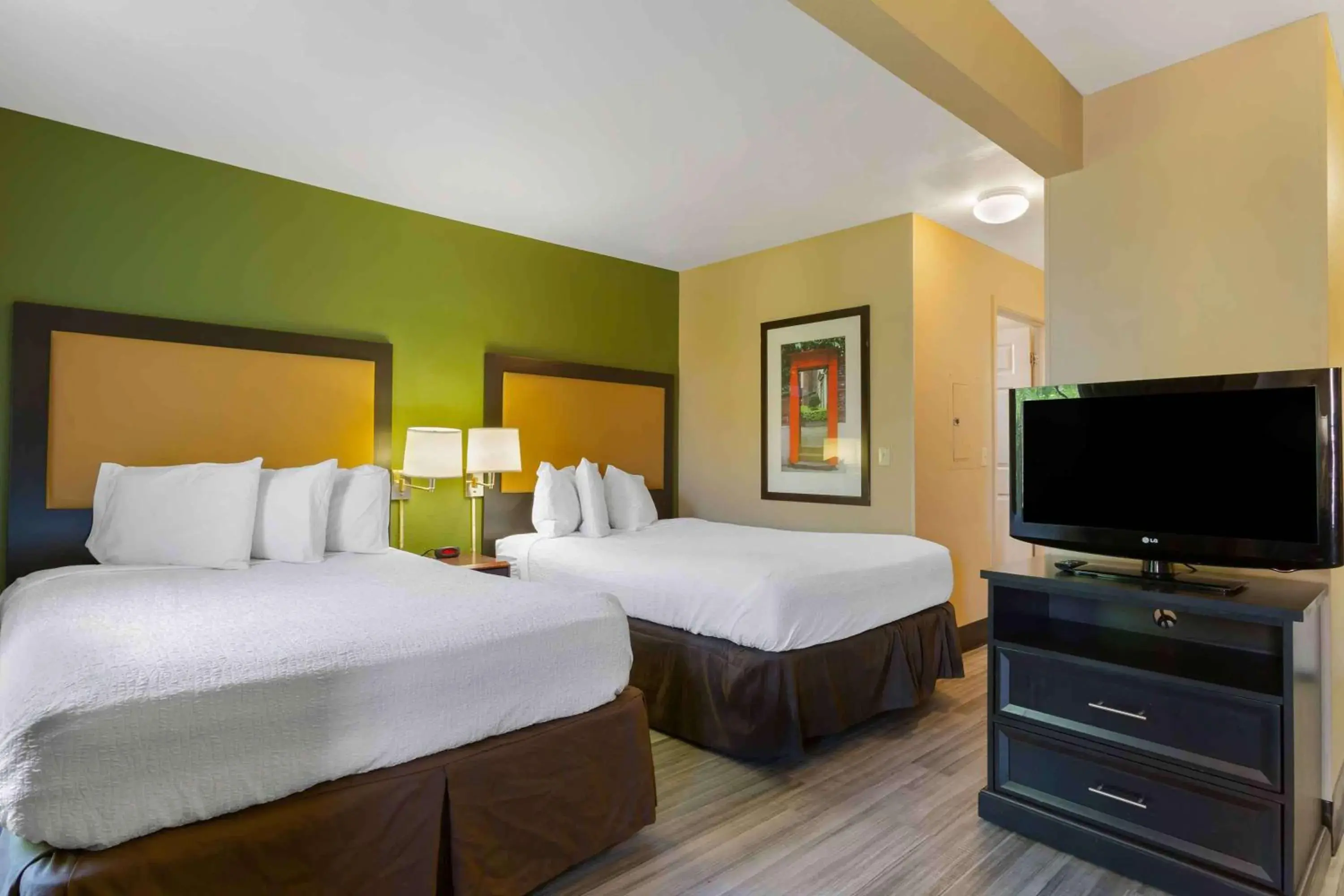 Deluxe Studio with 2 Double Beds - Non-Smoking in Extended Stay America Suites - Phoenix - Chandler - E Chandler Blvd Deluxe Studio with 2 Double Beds - Non-Smoking in Extended Stay America Suites - Phoenix - Chandler - E Chandler Blvd