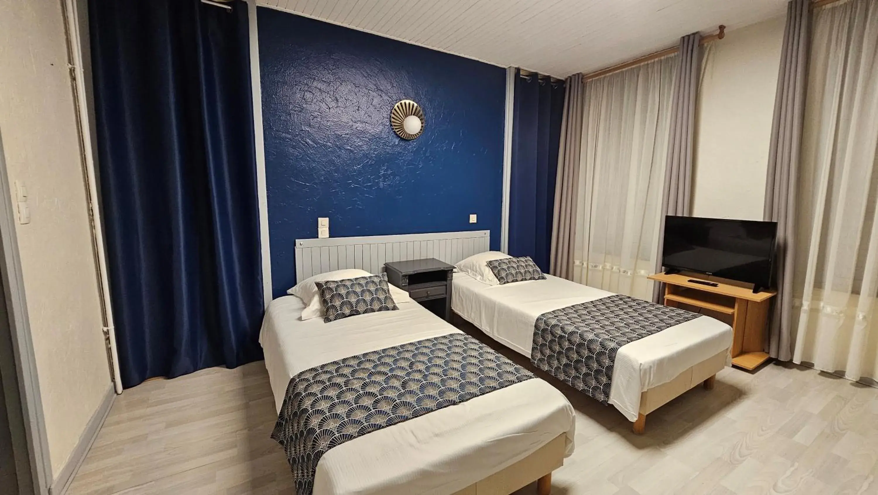 Twin Room in Escal Hôtel Twin Room in Escal Hôtel