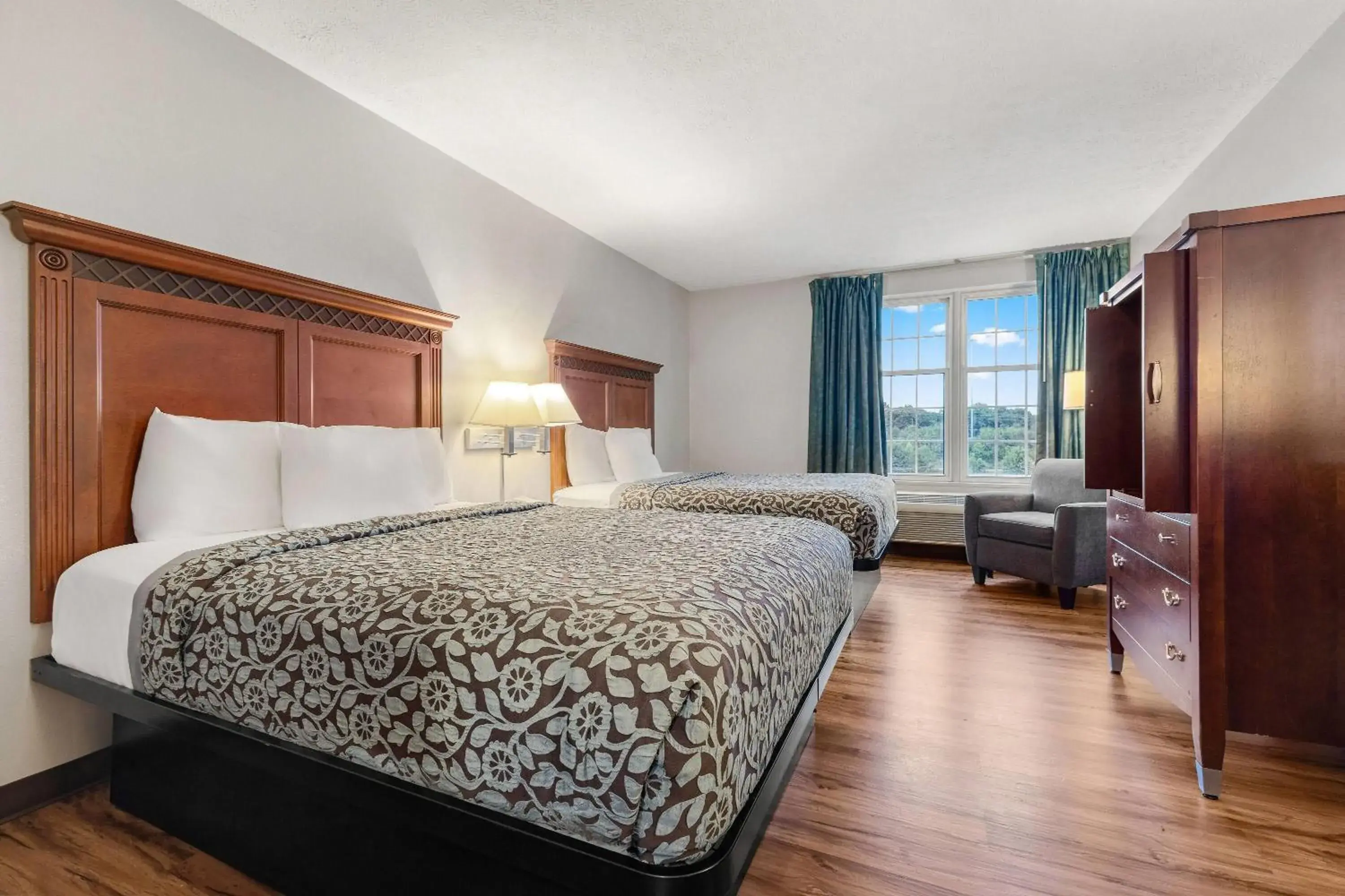 Queen Room with Two Queen Beds - Smoking in Days Inn by Wyndham Madisonville Queen Room with Two Queen Beds - Smoking in Days Inn by Wyndham Madisonville