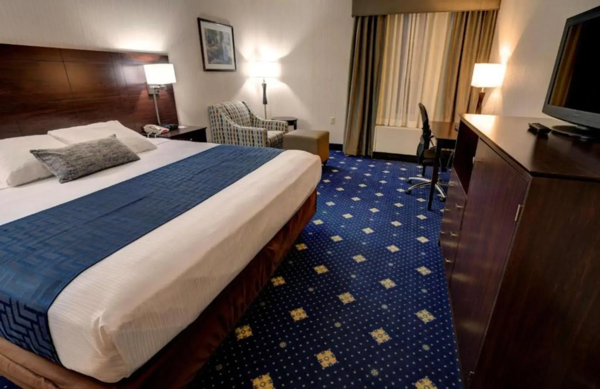 Executive King Suite in Baymont by Wyndham Groton/Mystic Executive King Suite in Baymont by Wyndham Groton/Mystic