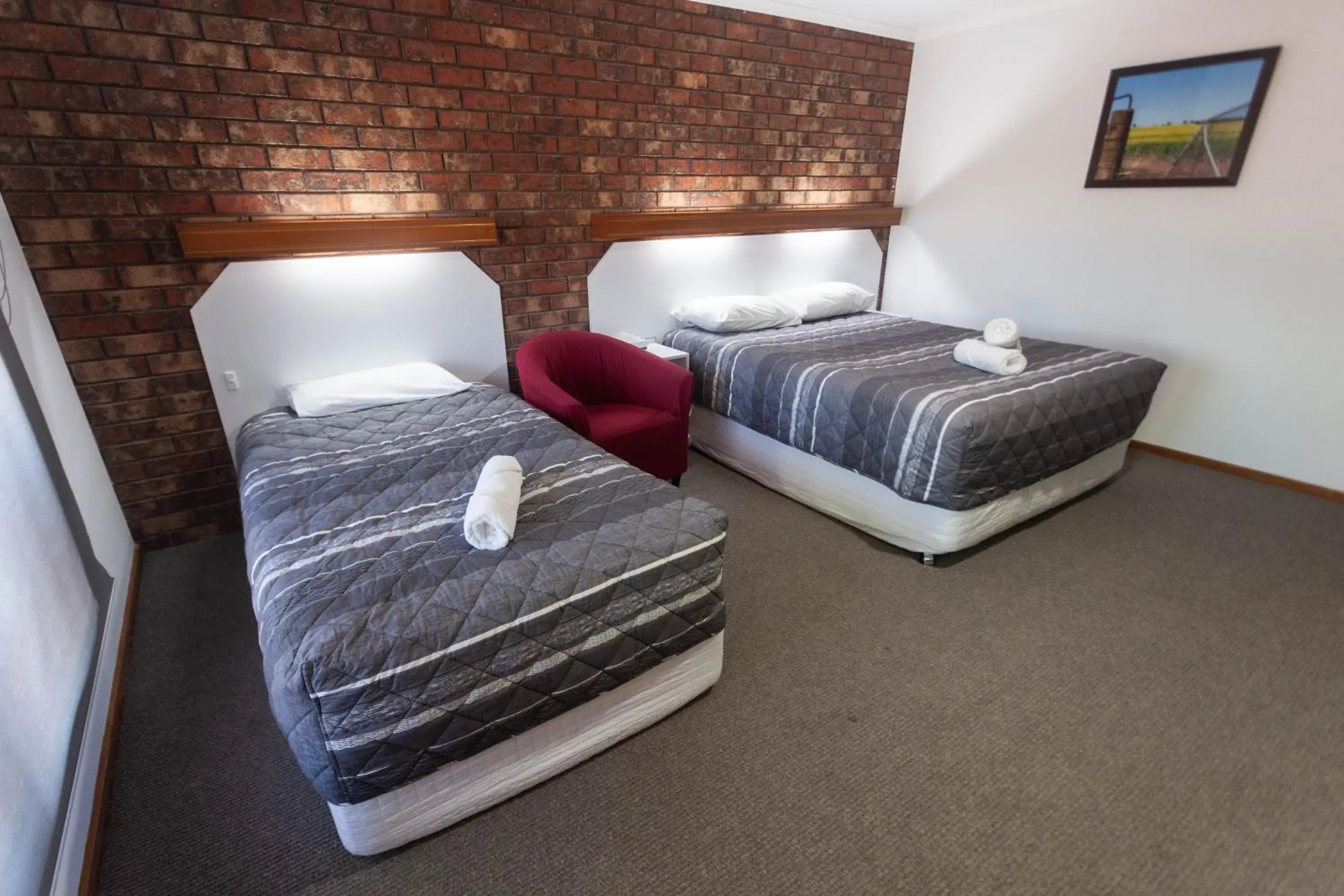 Double Room - single occupancy - Disability Access in Donald Motor Lodge Double Room - single occupancy - Disability Access in Donald Motor Lodge