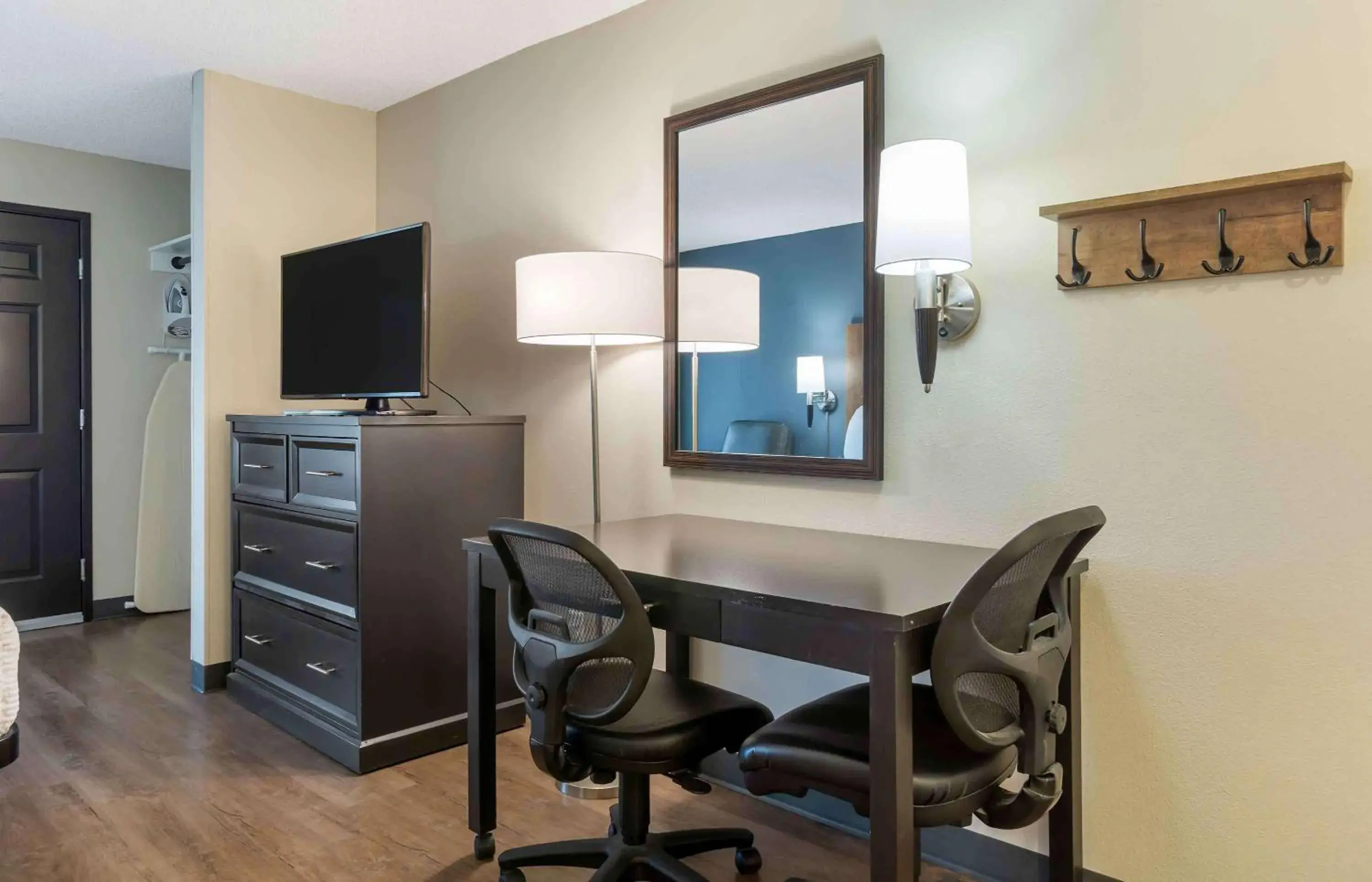 Queen Studio - Non-Smoking in Extended Stay America Suites - Seattle - Redmond Queen Studio - Non-Smoking in Extended Stay America Suites - Seattle - Redmond