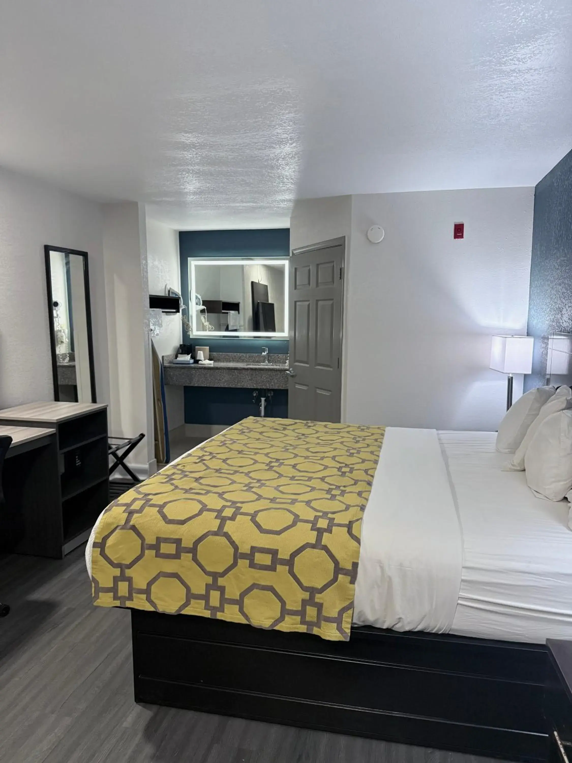 King Room - Non-Smoking in Baymont by Wyndham Grenada King Room - Non-Smoking in Baymont by Wyndham Grenada