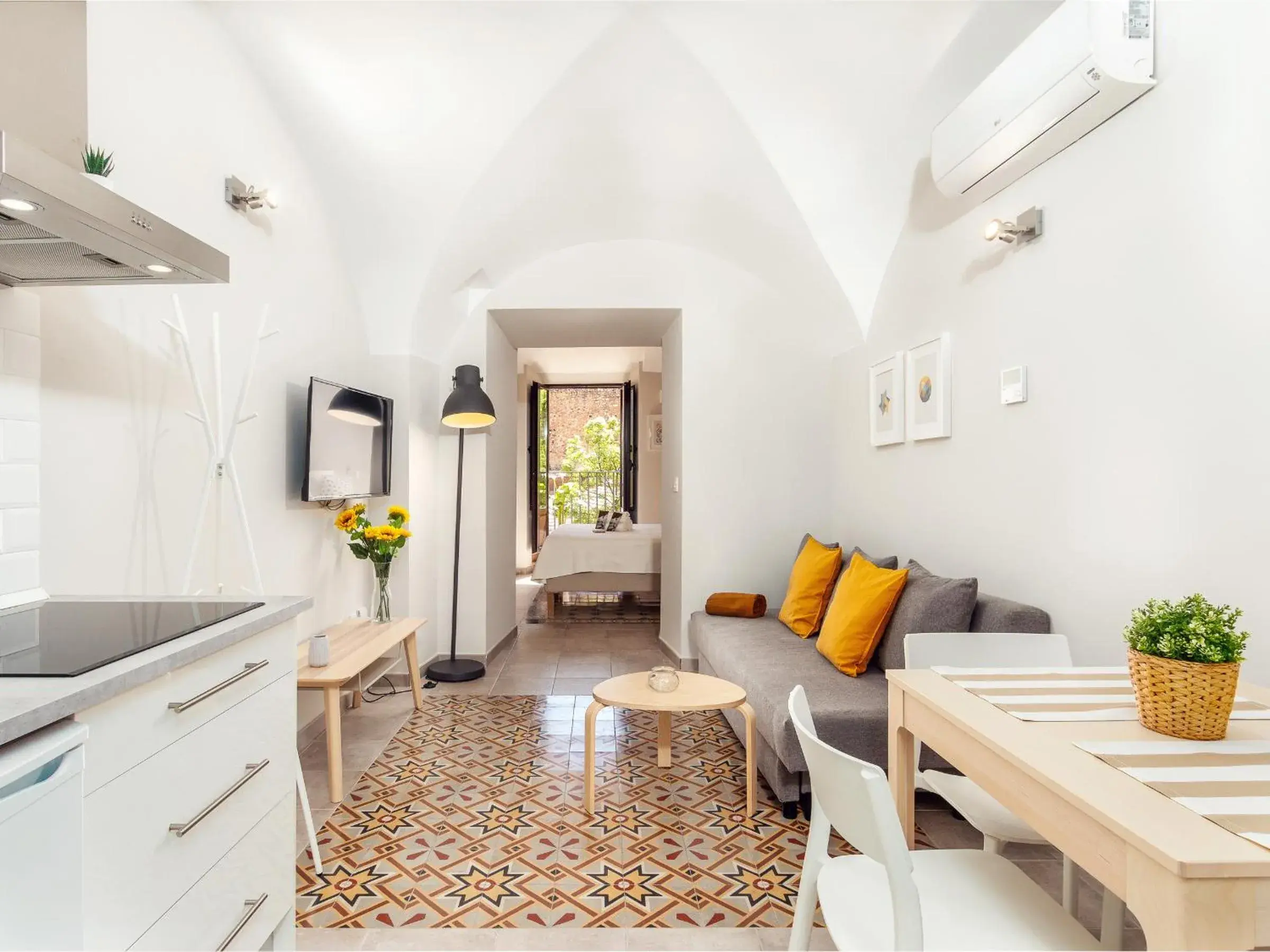 Studio Apartment in Apartamentos Plaza Mayor 35 Studio Apartment in Apartamentos Plaza Mayor 35