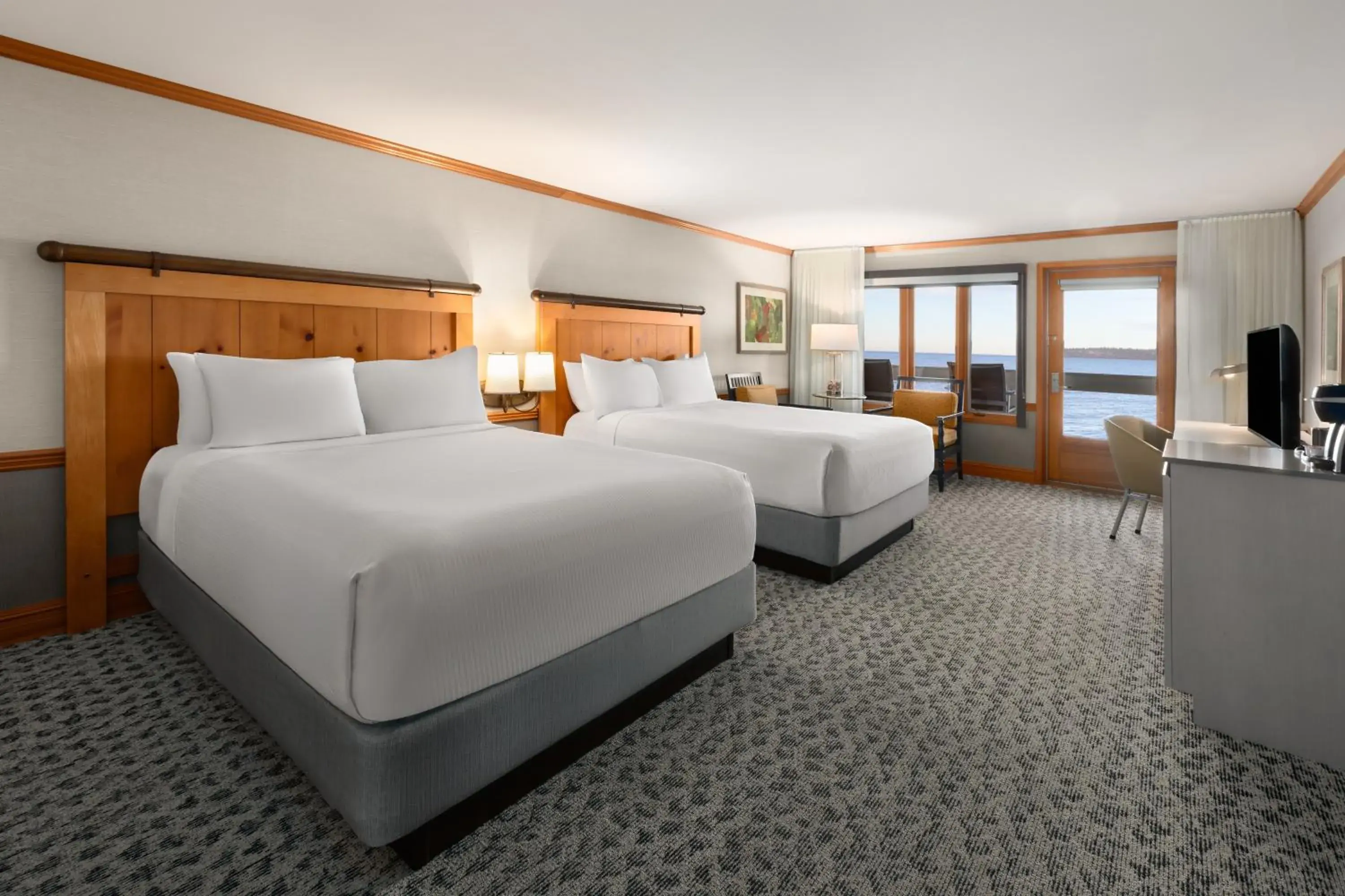 Premier Queen Room with Balcony and Water View - Non-Smoking in Semiahmoo Resort Golf & Spa, Trademark Collection by Wyndham Premier Queen Room with Balcony and Water View - Non-Smoking in Semiahmoo Resort Golf & Spa, Trademark Collection by Wyndham