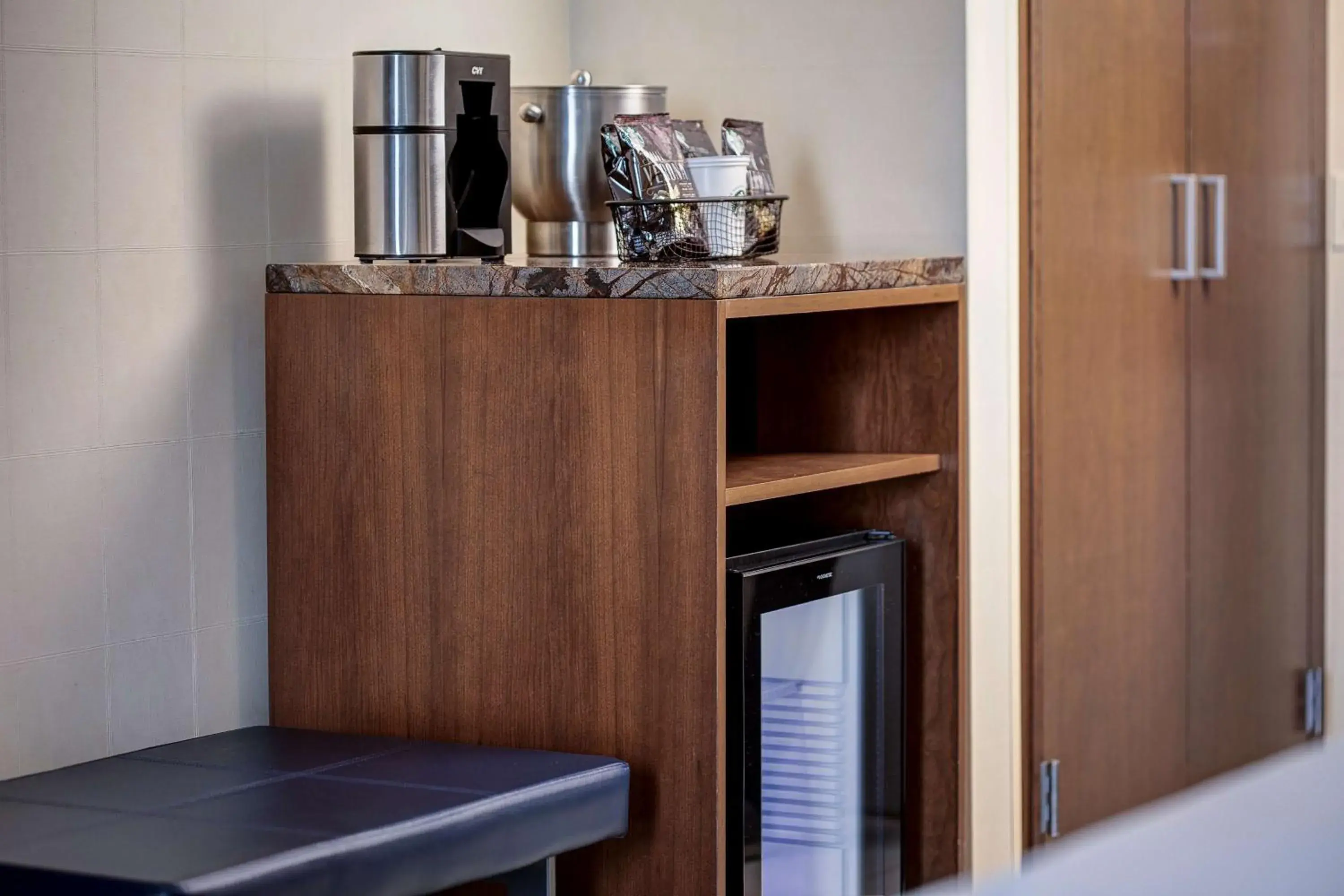 King Room With Harbor View - High Floor in Hyatt Regency Baltimore King Room With Harbor View - High Floor in Hyatt Regency Baltimore