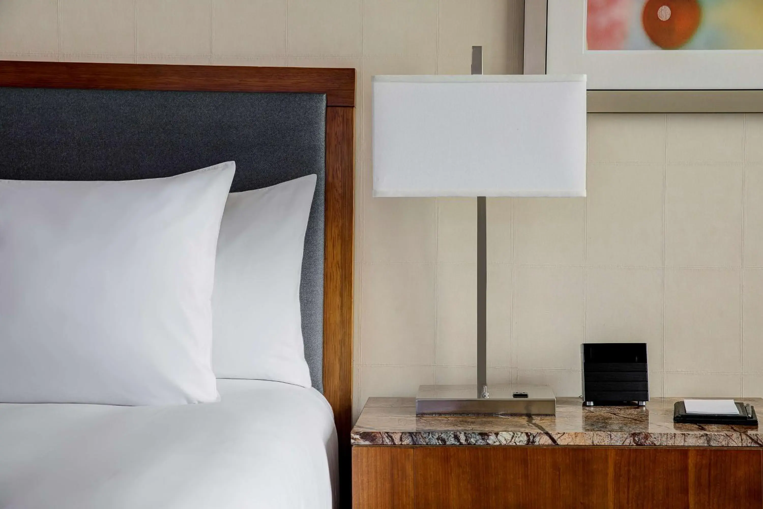 King Room in Hyatt Regency Baltimore King Room in Hyatt Regency Baltimore