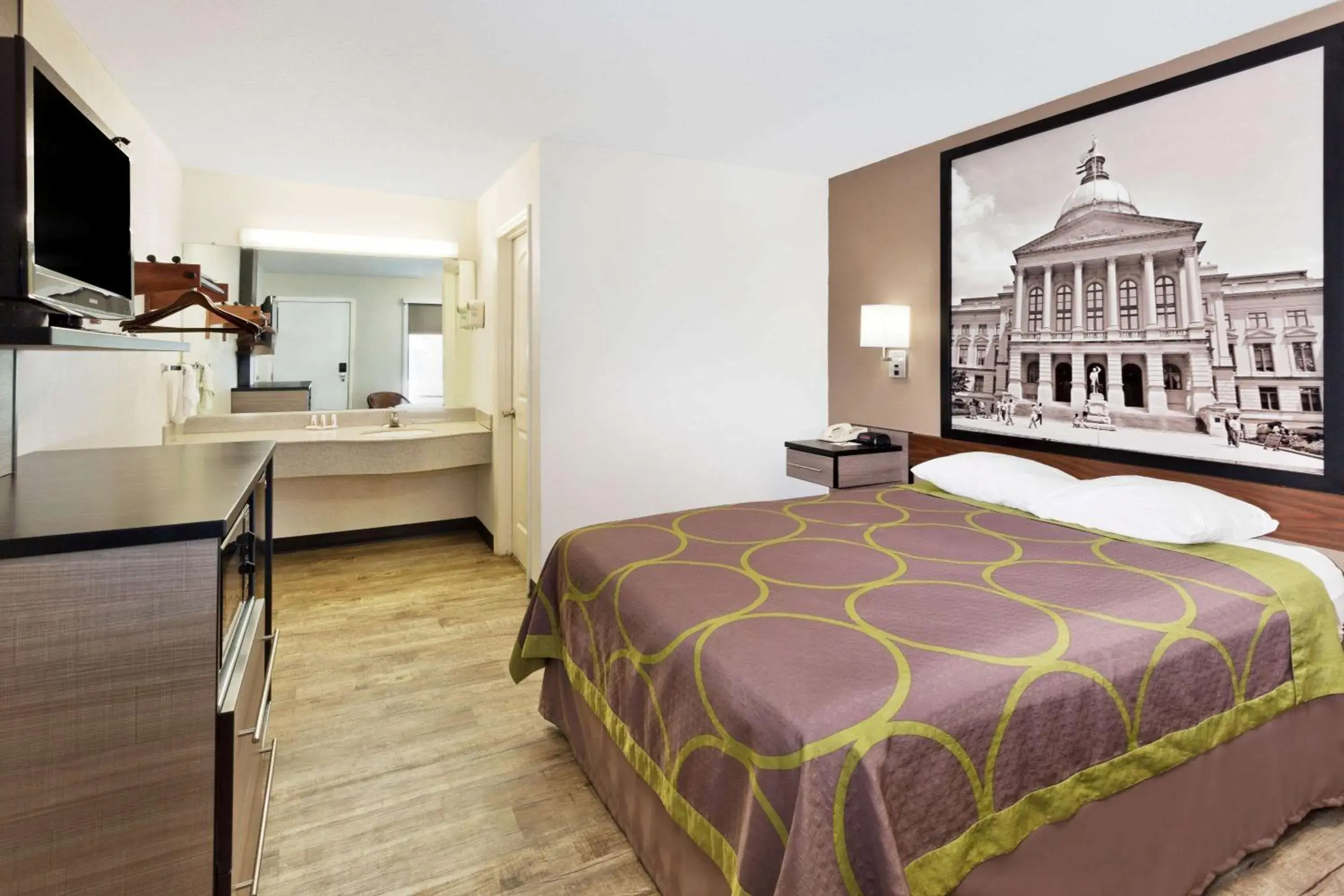 Queen Room - Non-Smoking in Super 8 by Wyndham Ringgold Chattanooga Area Queen Room - Non-Smoking in Super 8 by Wyndham Ringgold Chattanooga Area