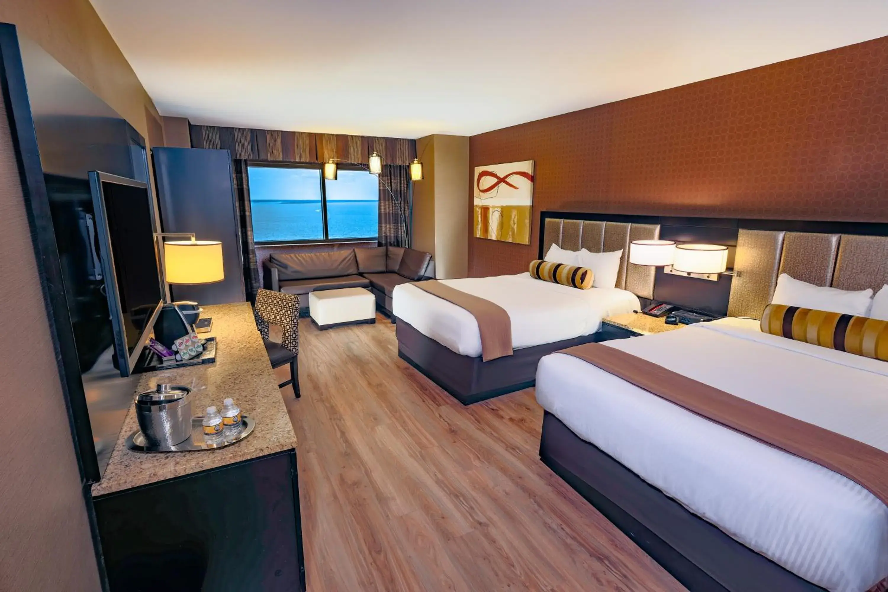 Junior Suite Two Queen beds in Golden Nugget Biloxi Junior Suite Two Queen beds in Golden Nugget Biloxi