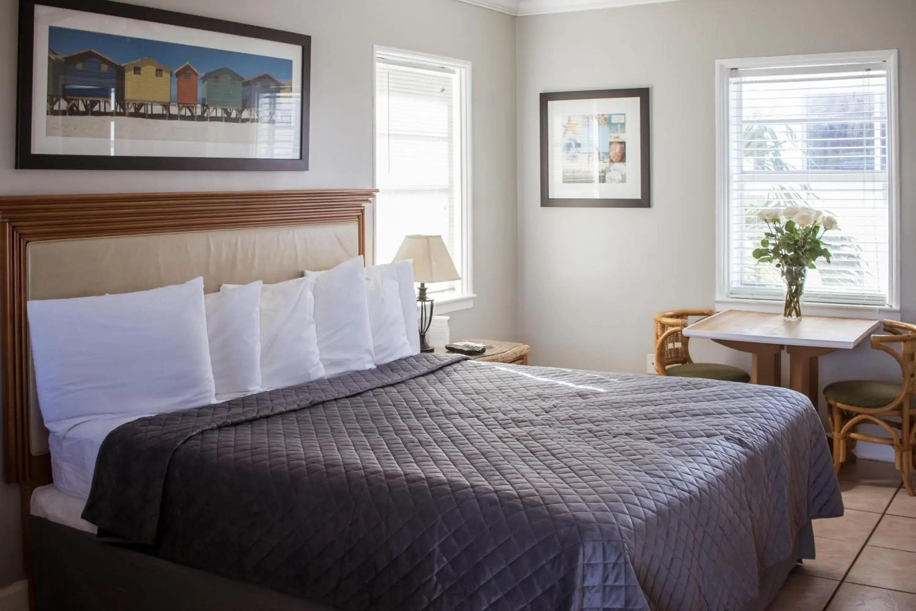 King Room in Riptide Oceanfront Hotel King Room in Riptide Oceanfront Hotel