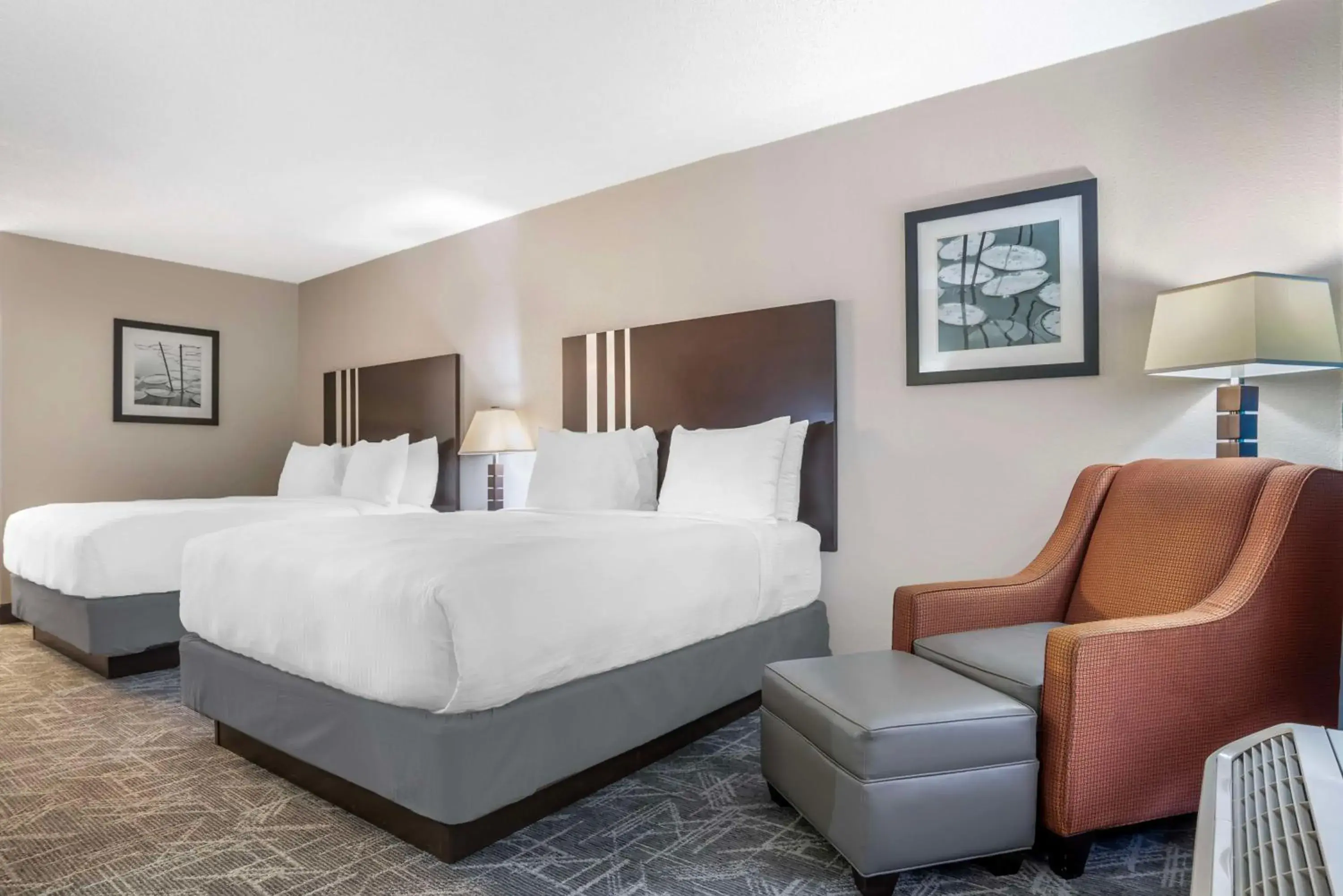 Queen Room with Two Queen Beds in Best Western Andalusia Inn Queen Room with Two Queen Beds in Best Western Andalusia Inn