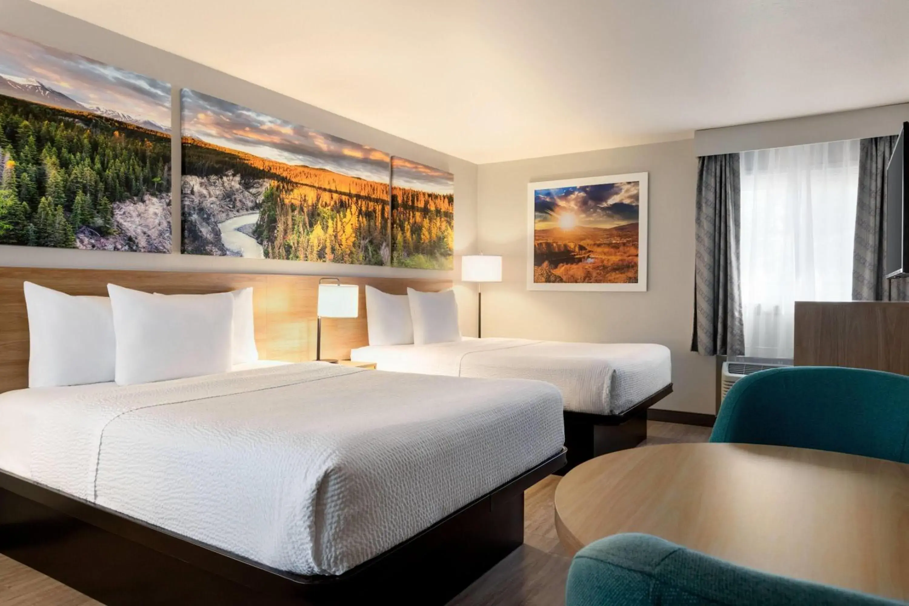 Queen Room with Two Queen Beds - Non-Smoking in Days Inn by Wyndham Worland Queen Room with Two Queen Beds - Non-Smoking in Days Inn by Wyndham Worland