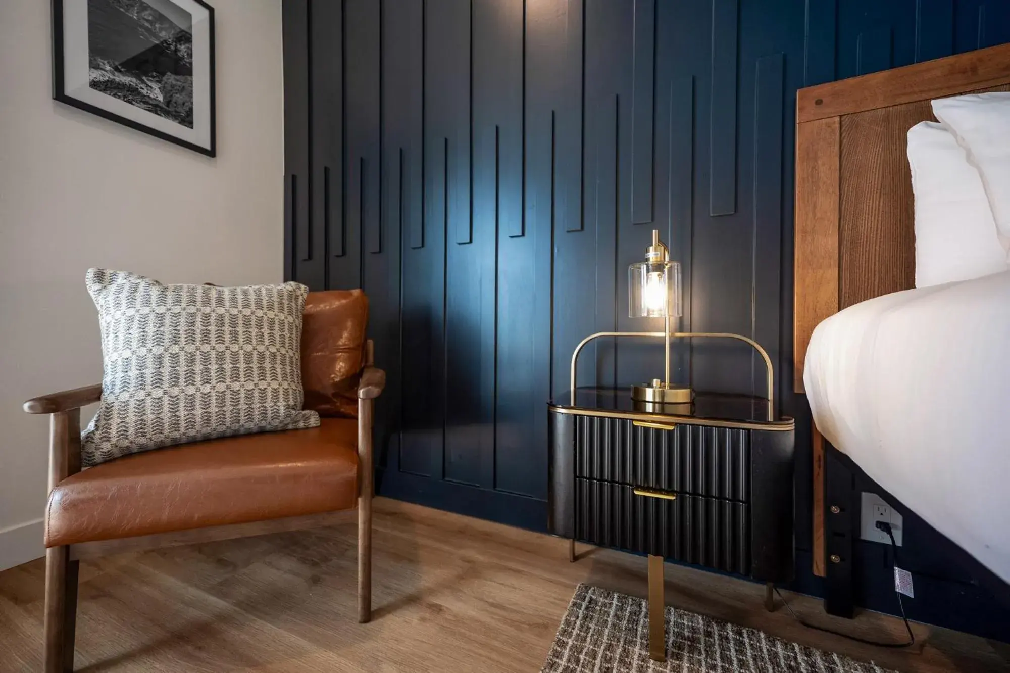 Deluxe Suite with Spa Bath in Bodega Coast Inn and Suites Deluxe Suite with Spa Bath in Bodega Coast Inn and Suites