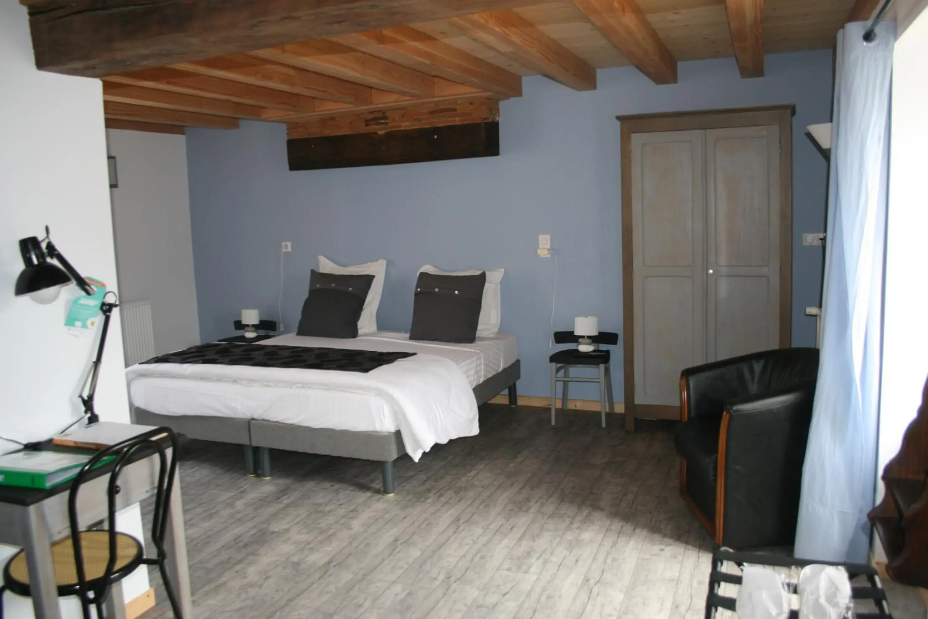 Twin Room - single occupancy in LES GALAINES Twin Room - single occupancy in LES GALAINES