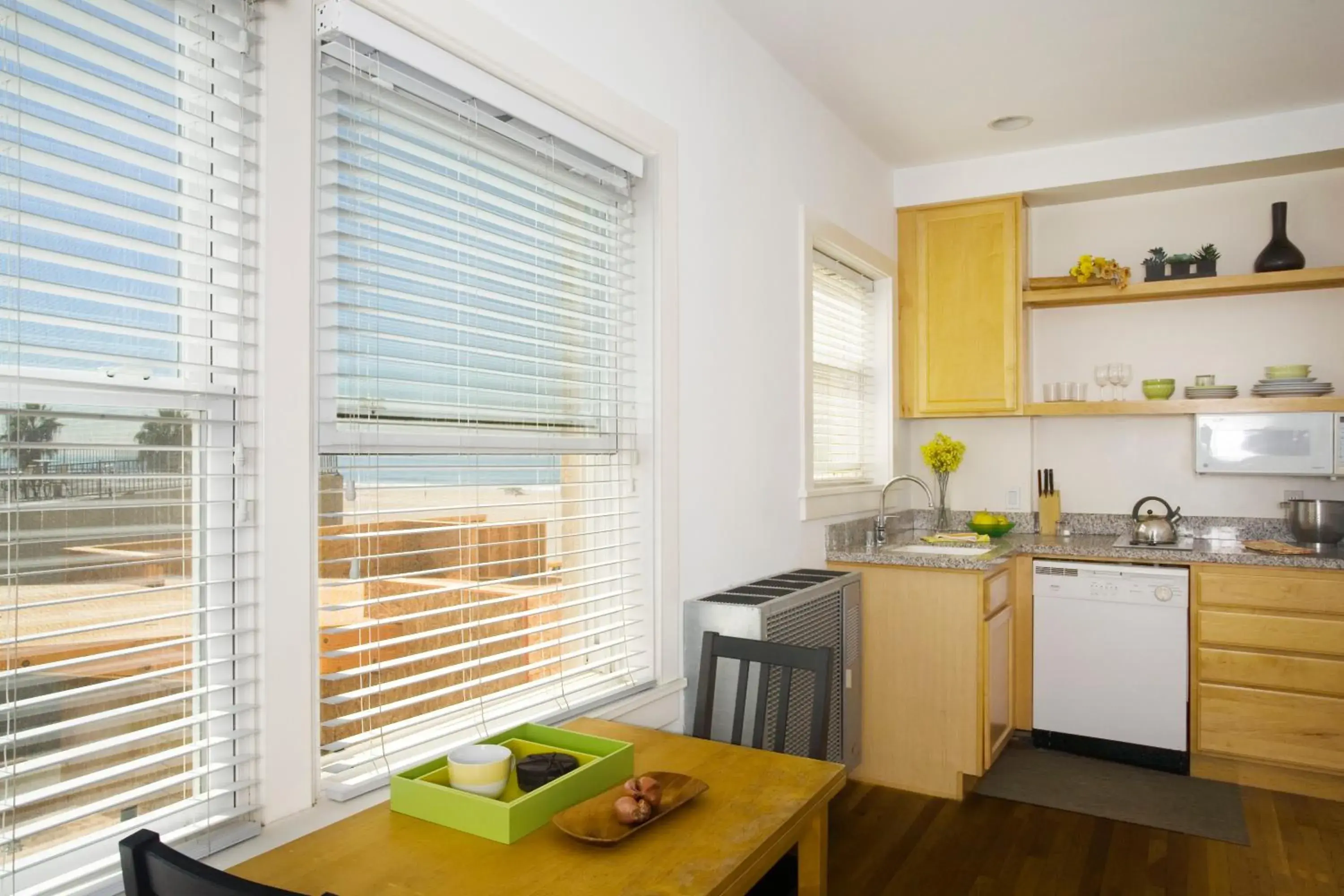 Studio Suite with Partial Ocean View - 1 Queen Bed in Venice Suites Studio Suite with Partial Ocean View - 1 Queen Bed in Venice Suites