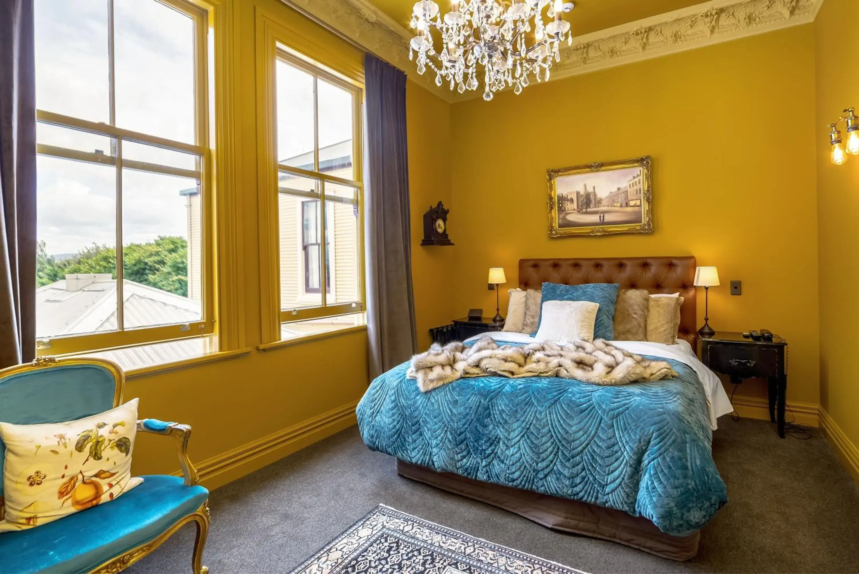 Deluxe Family Room in The Royal Hotel Featherston - Boutique Hotel Deluxe Family Room in The Royal Hotel Featherston - Boutique Hotel