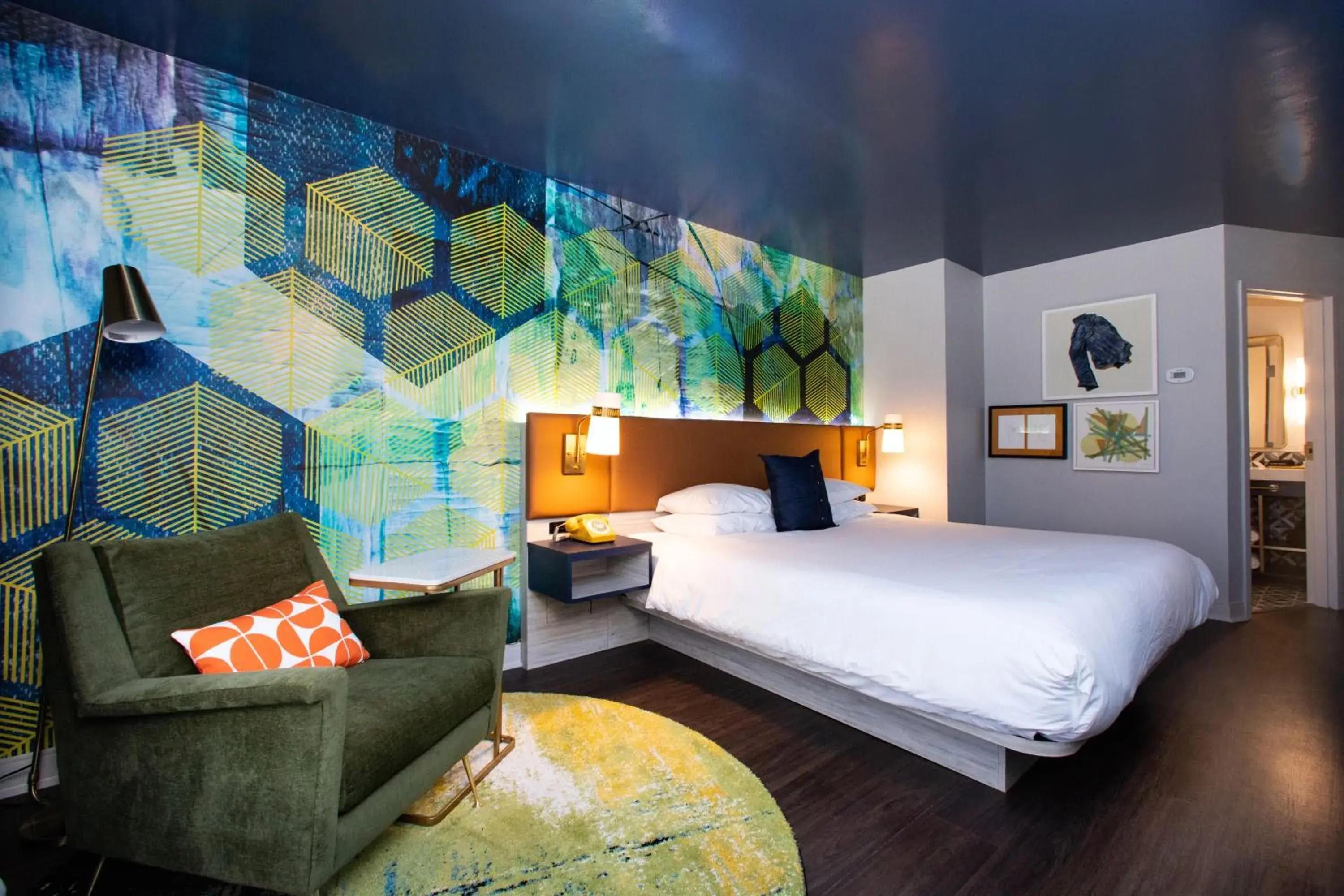 Deluxe King Room in Hotel Denim Deluxe King Room in Hotel Denim