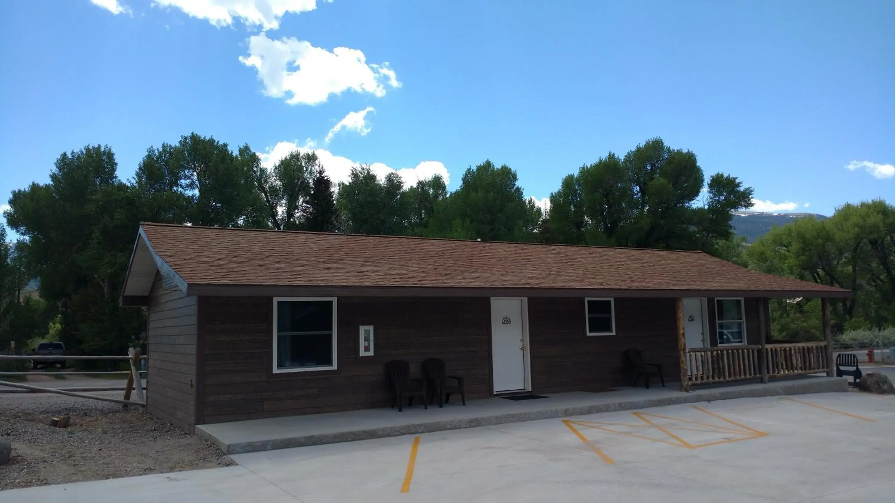 Deluxe Two-Bedroom Suite with Kitchenette in Stagecoach Inn & Suites Deluxe Two-Bedroom Suite with Kitchenette in Stagecoach Inn & Suites