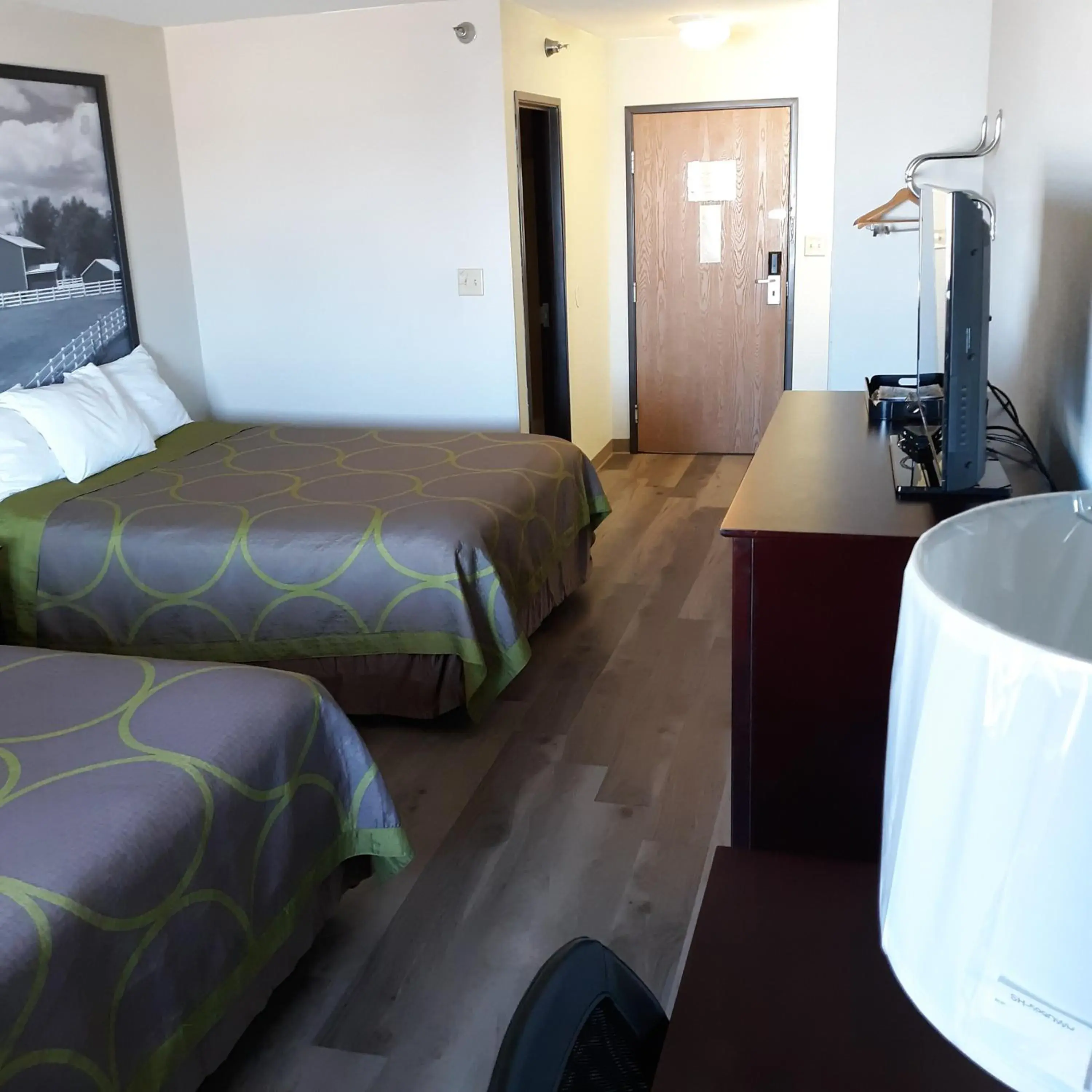 Double Room with Two Double Beds - Smoking in Super 8 by Wyndham Bethany MO Double Room with Two Double Beds - Smoking in Super 8 by Wyndham Bethany MO