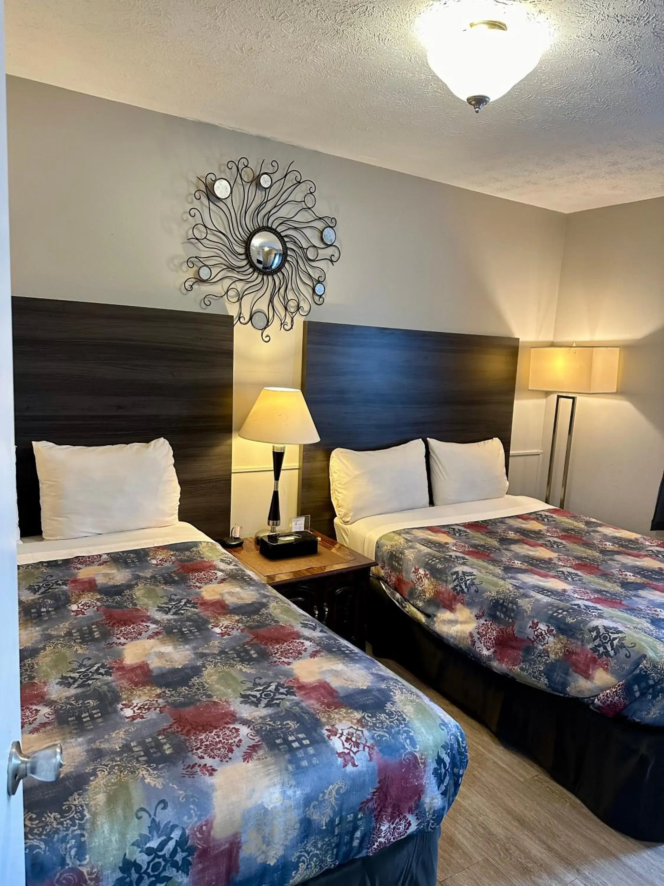 Double Room in Lakeview Motel & Cottage Double Room in Lakeview Motel & Cottage