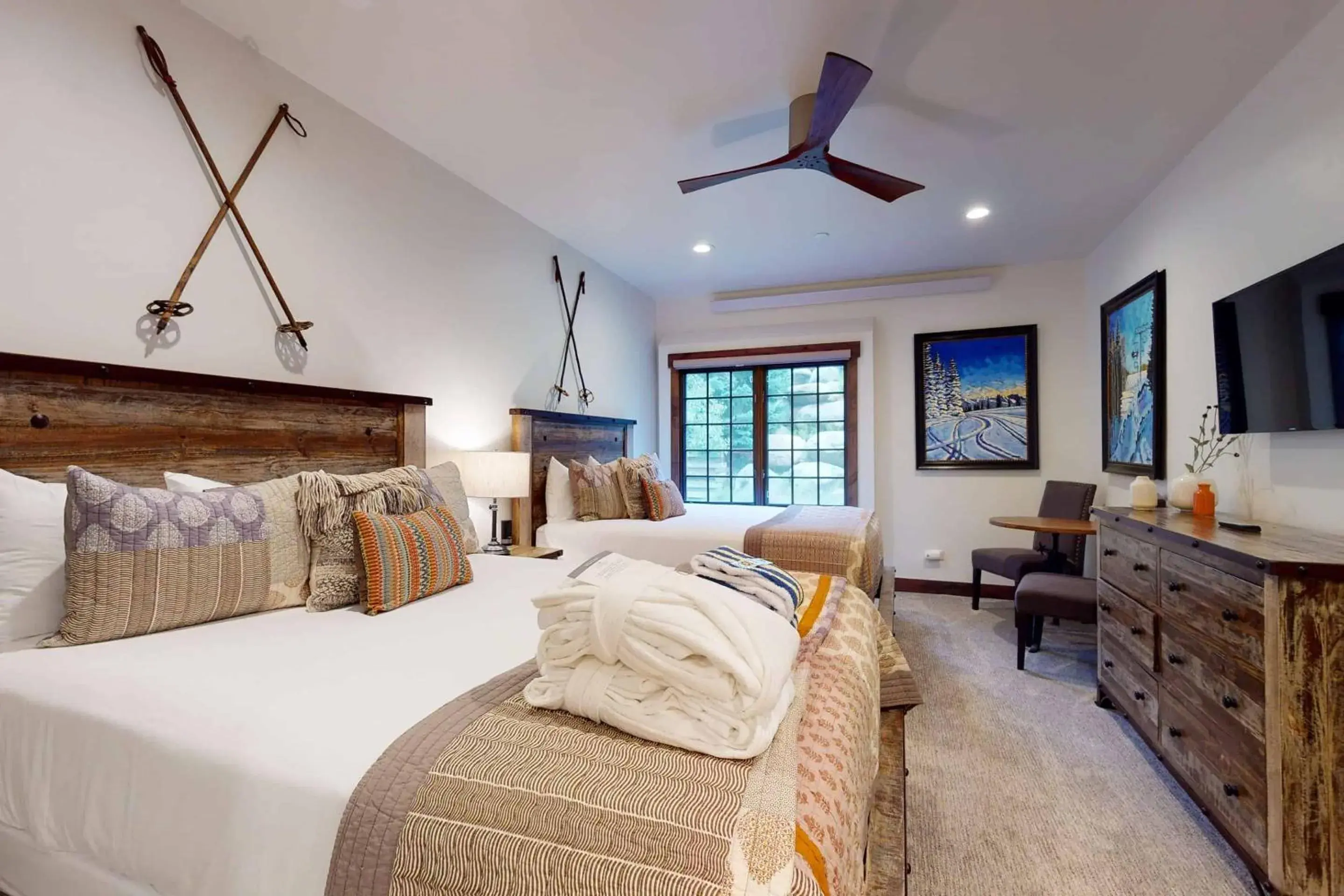 Queen Studio in The Charter at Beaver Creek Queen Studio in The Charter at Beaver Creek